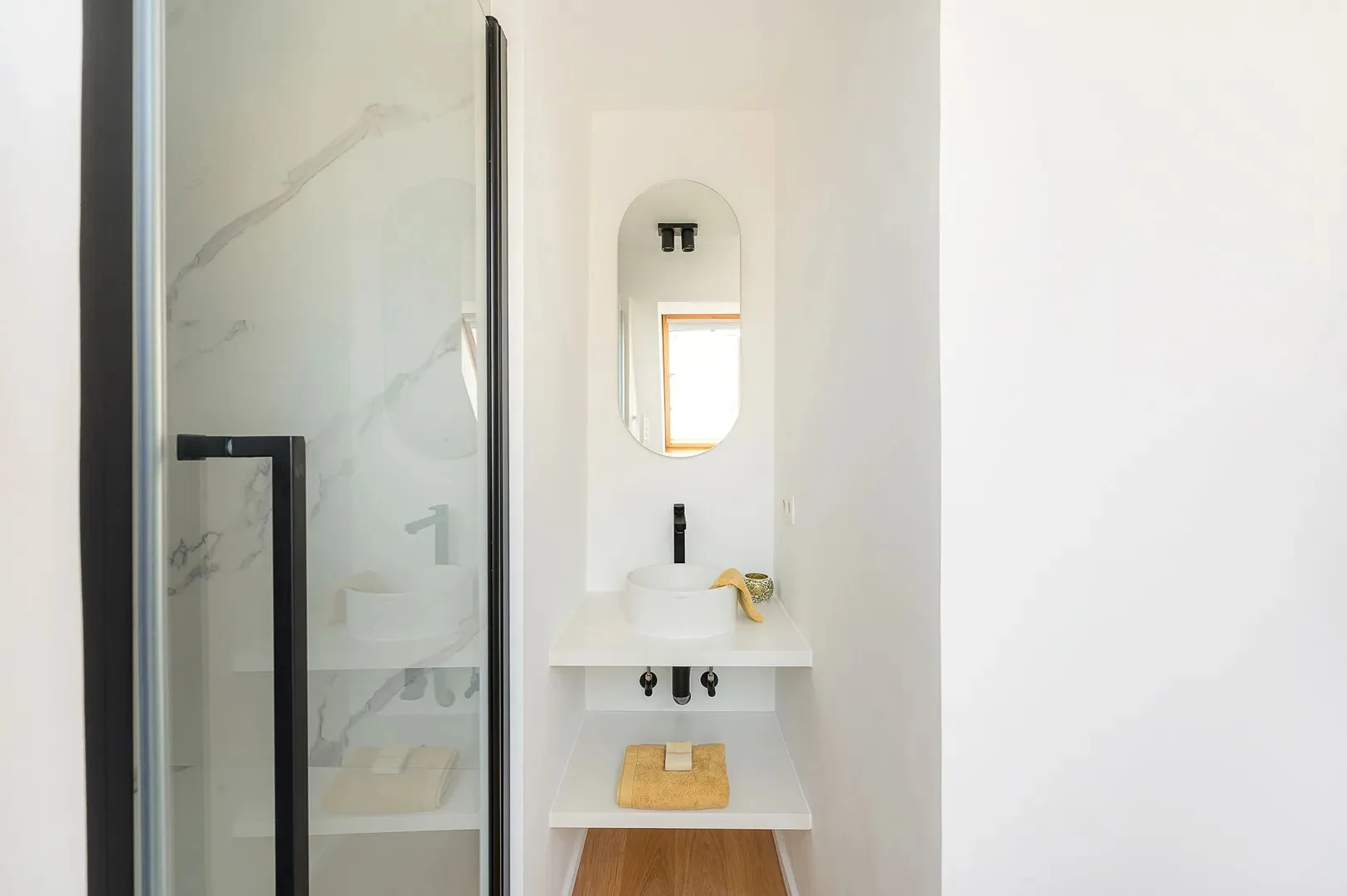 Zonnig gerenoveerd duplex penthouse appartement te Zoute.