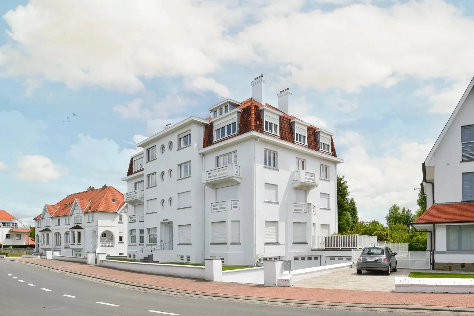 Instapklaar hoekappartement met prachtig zicht op het Zegemeer.