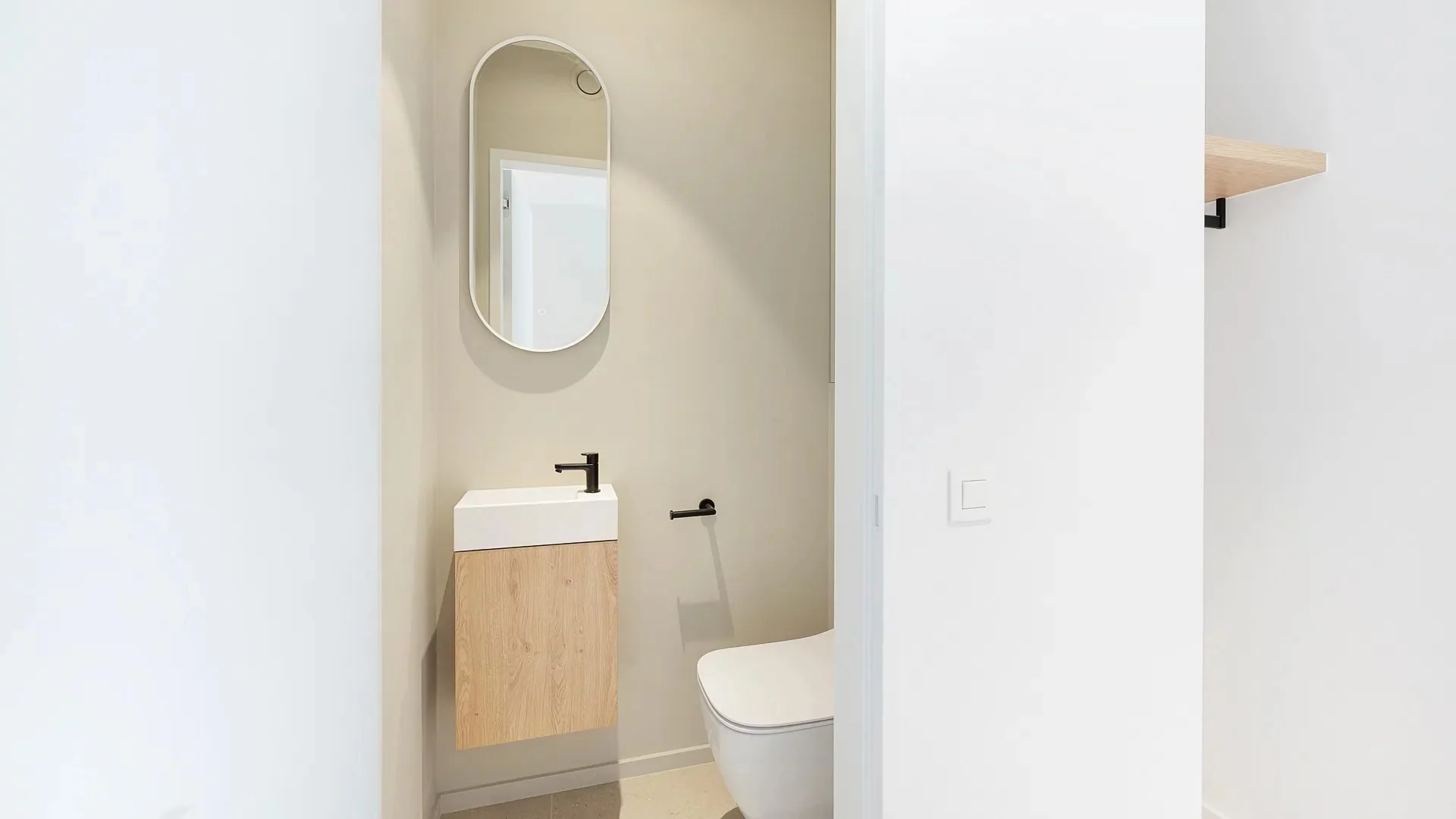 Nieuwbouw 2-slaapkamerappartement met open zicht.