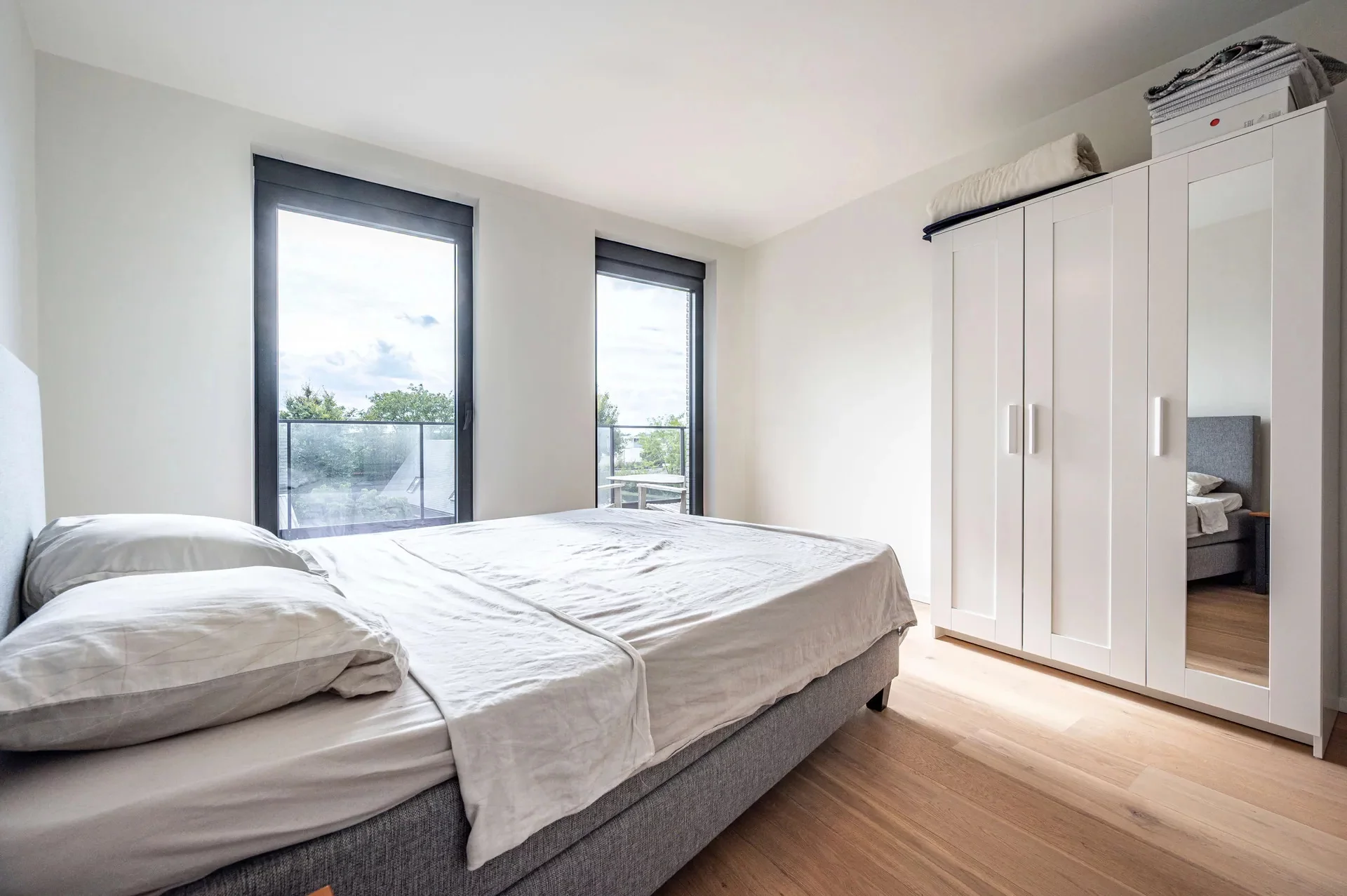 Recent appartement met groot terras, centrum Waregem [Stationsstraat].