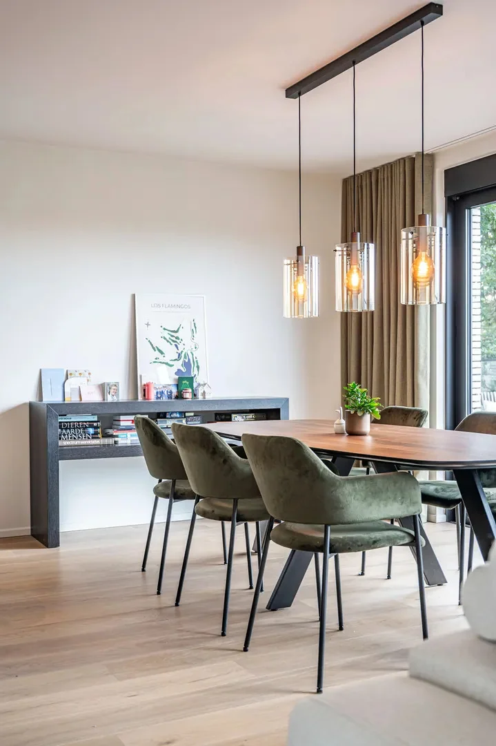 Recent appartement met groot terras, centrum Waregem [Stationsstraat].