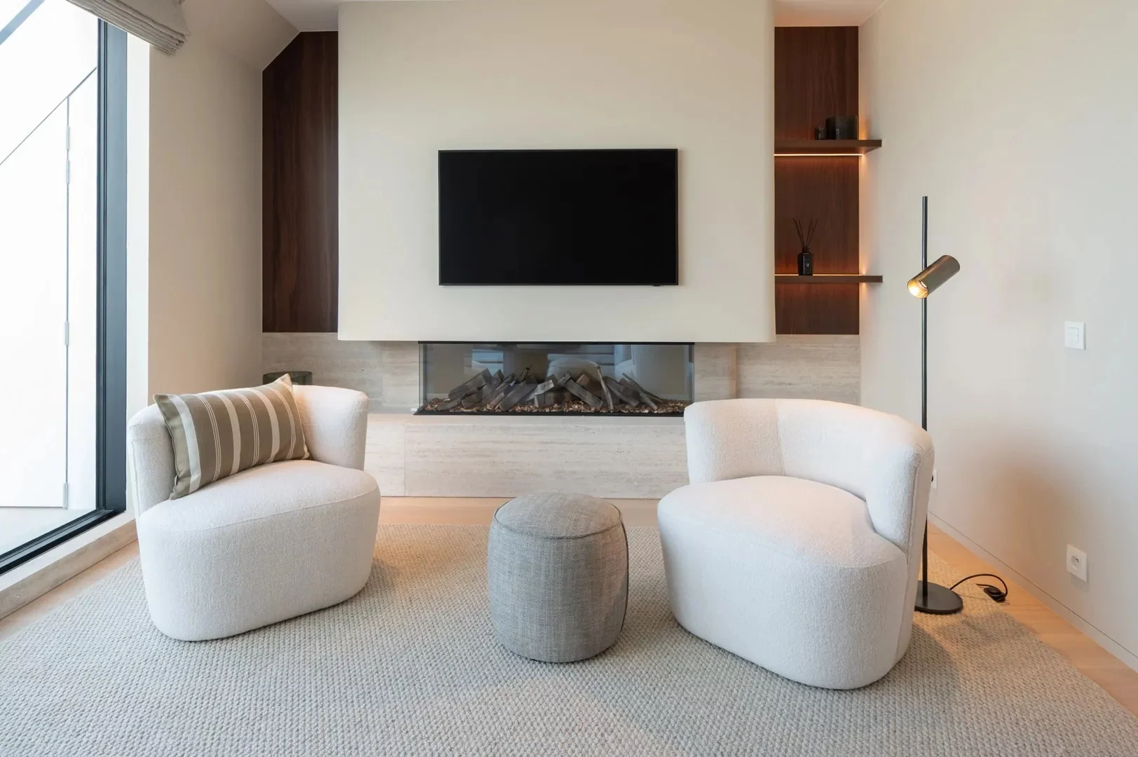 Prachtig nieuwbouw duplex-appartement op Zeedijk te Zoute.
