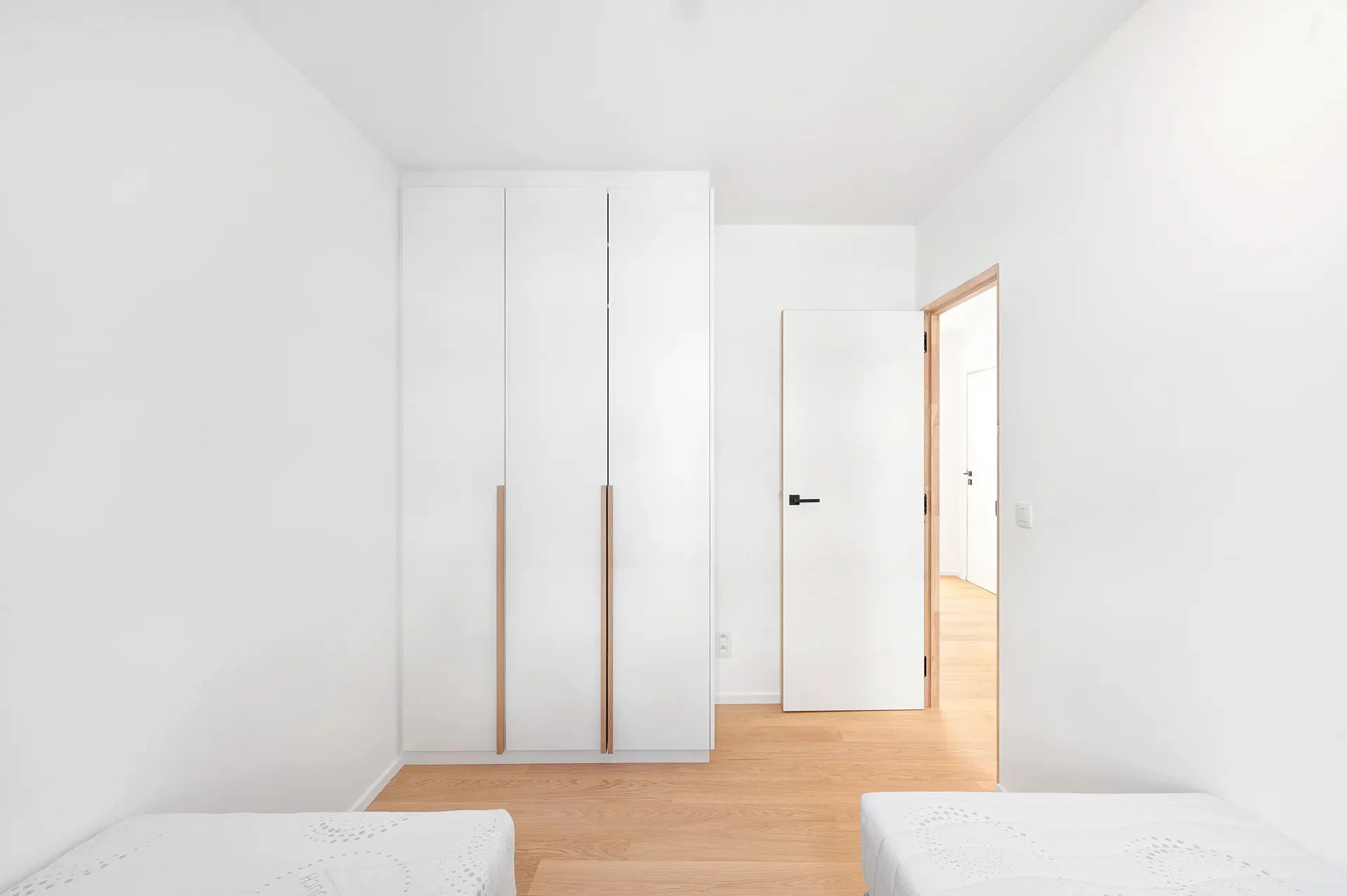 Ruim duplexappartement met 4 slaapkamers en zonneterras.