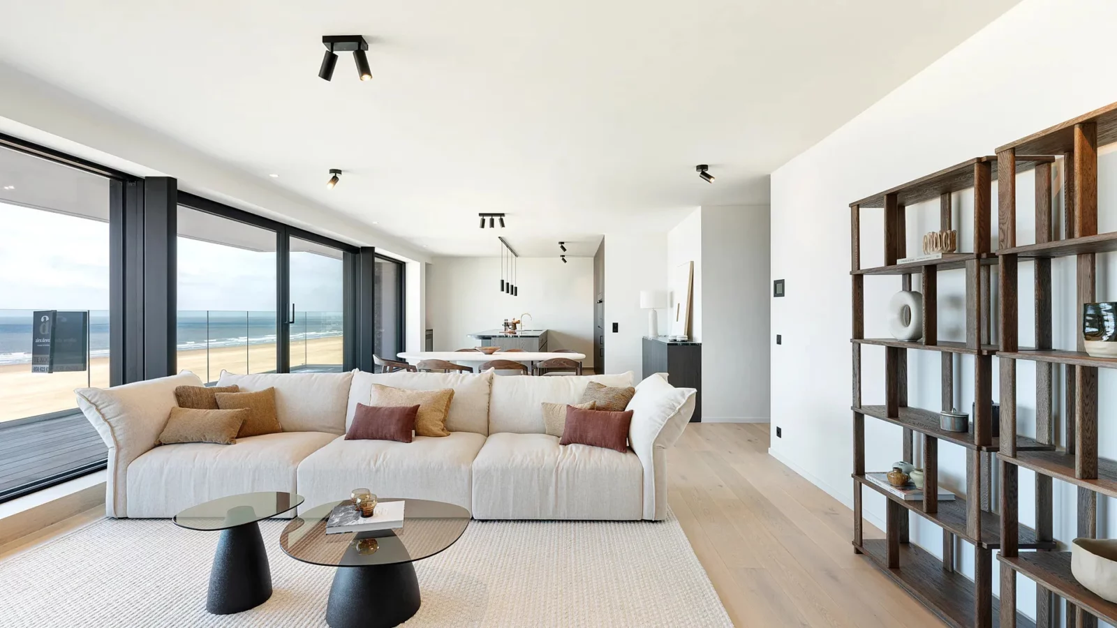 Exclusief high-end appartement in iconisch gebouw aan RBSC.