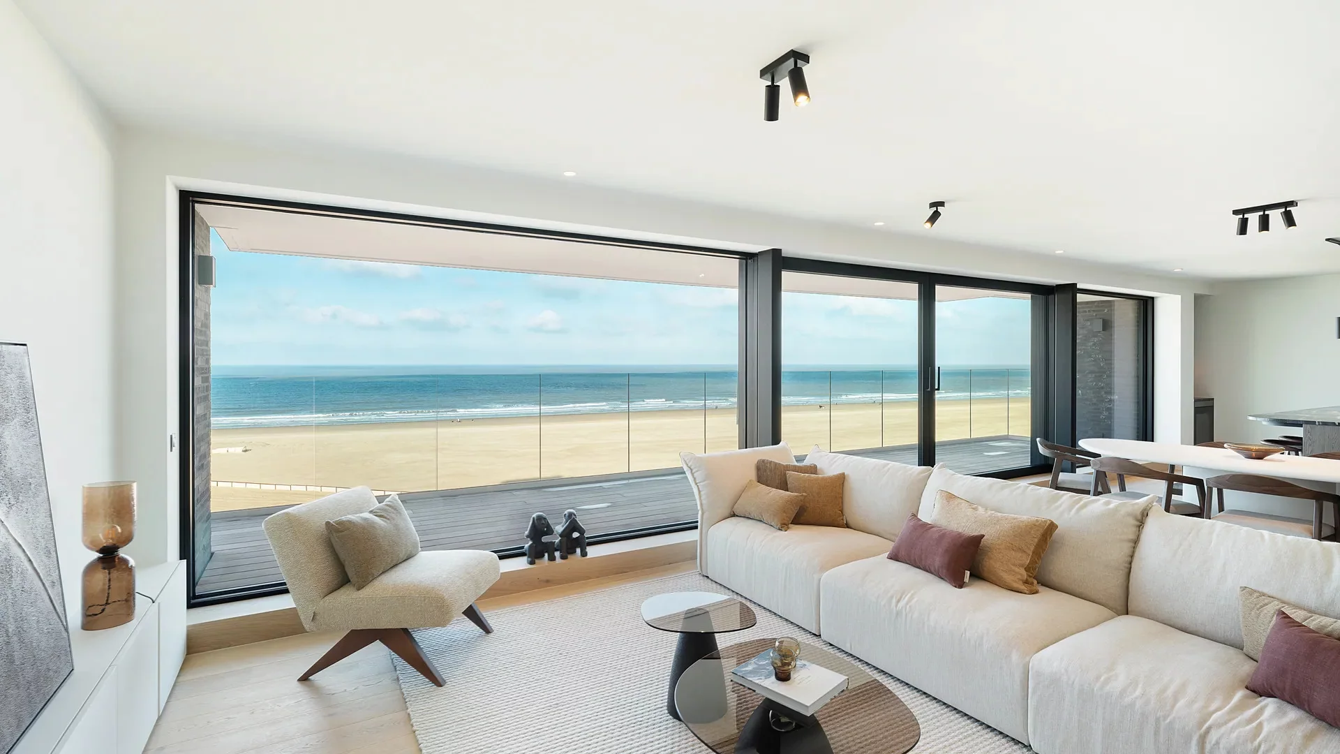 Exclusief high-end appartement in iconisch gebouw aan RBSC.
