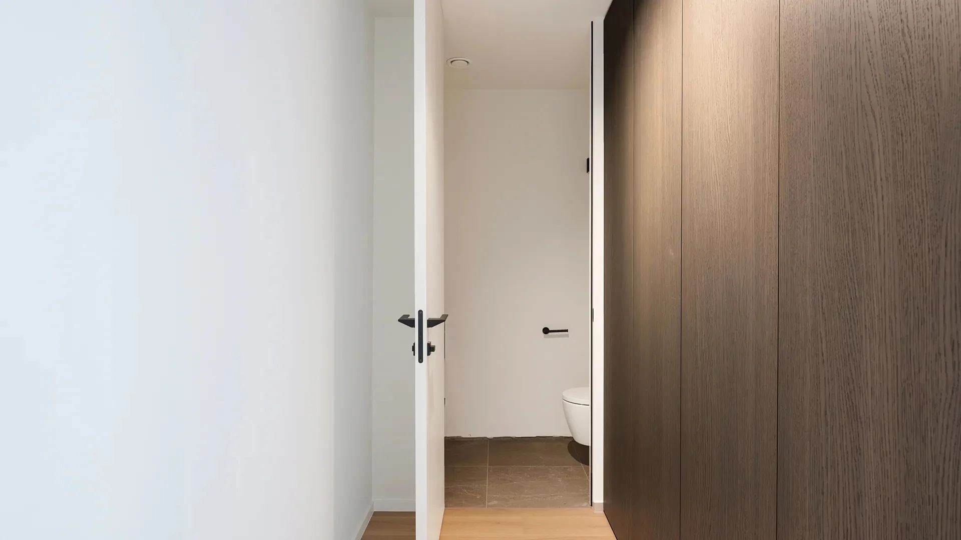 Exclusief high-end appartement in iconisch gebouw aan RBSC.