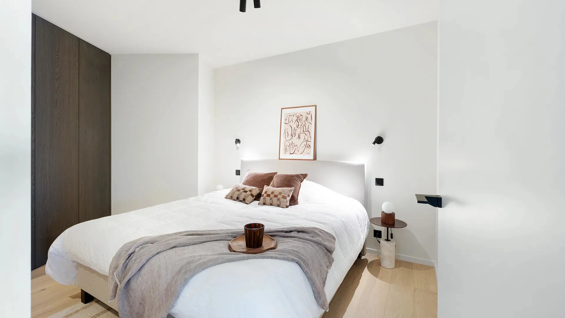 Exclusief high-end appartement in iconisch gebouw aan RBSC.