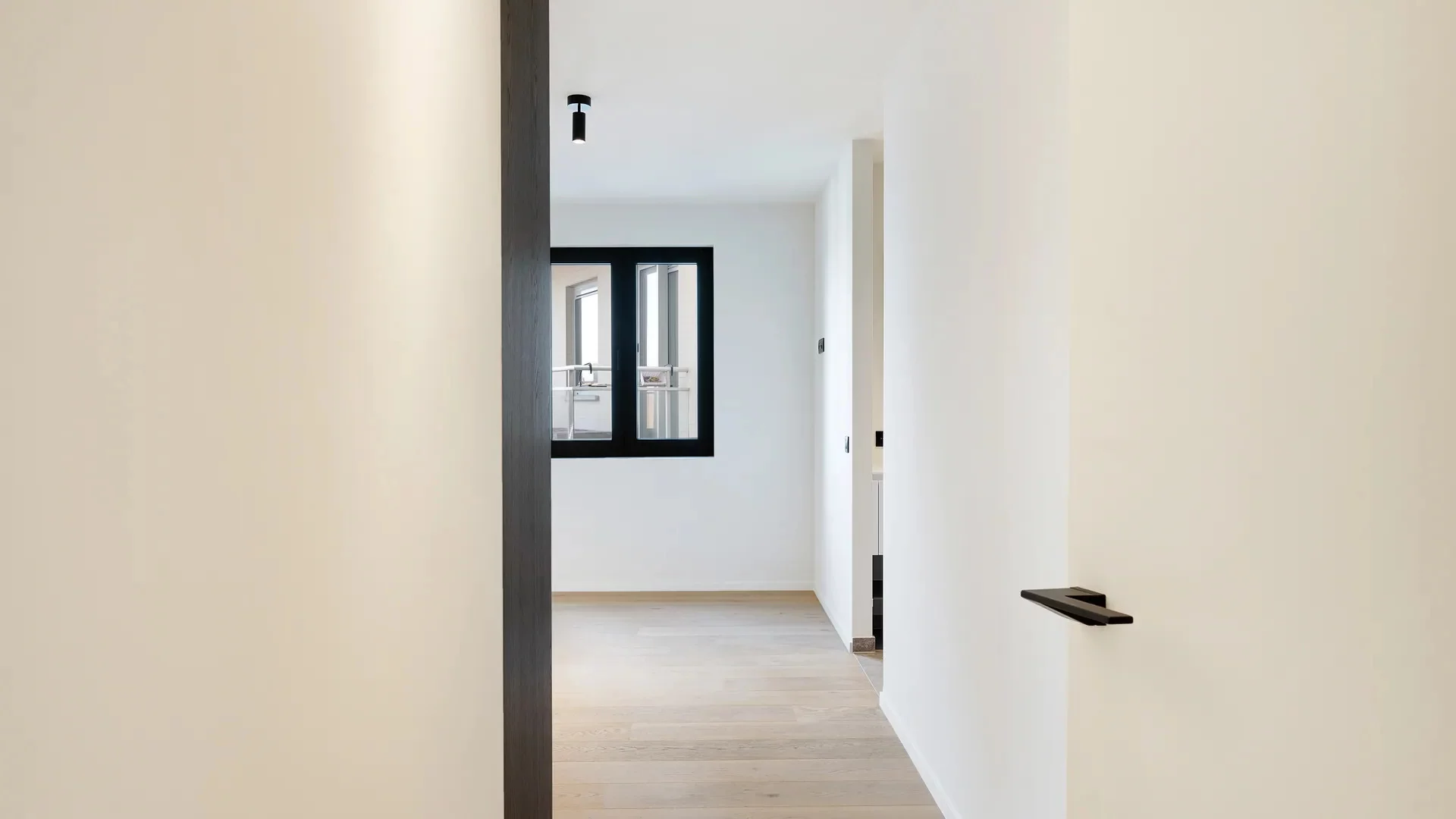 Exclusief high-end appartement in iconisch gebouw aan RBSC.