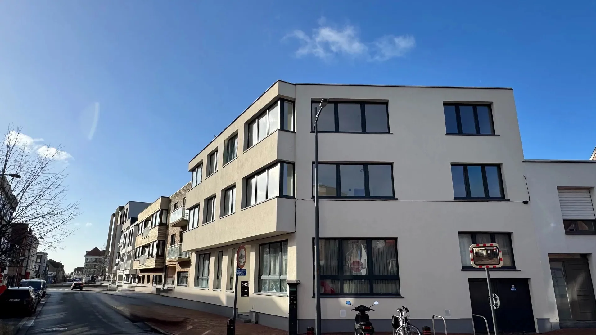 Aangenaam hoekappartement gelegen vlakbij het centrum van Knokke.