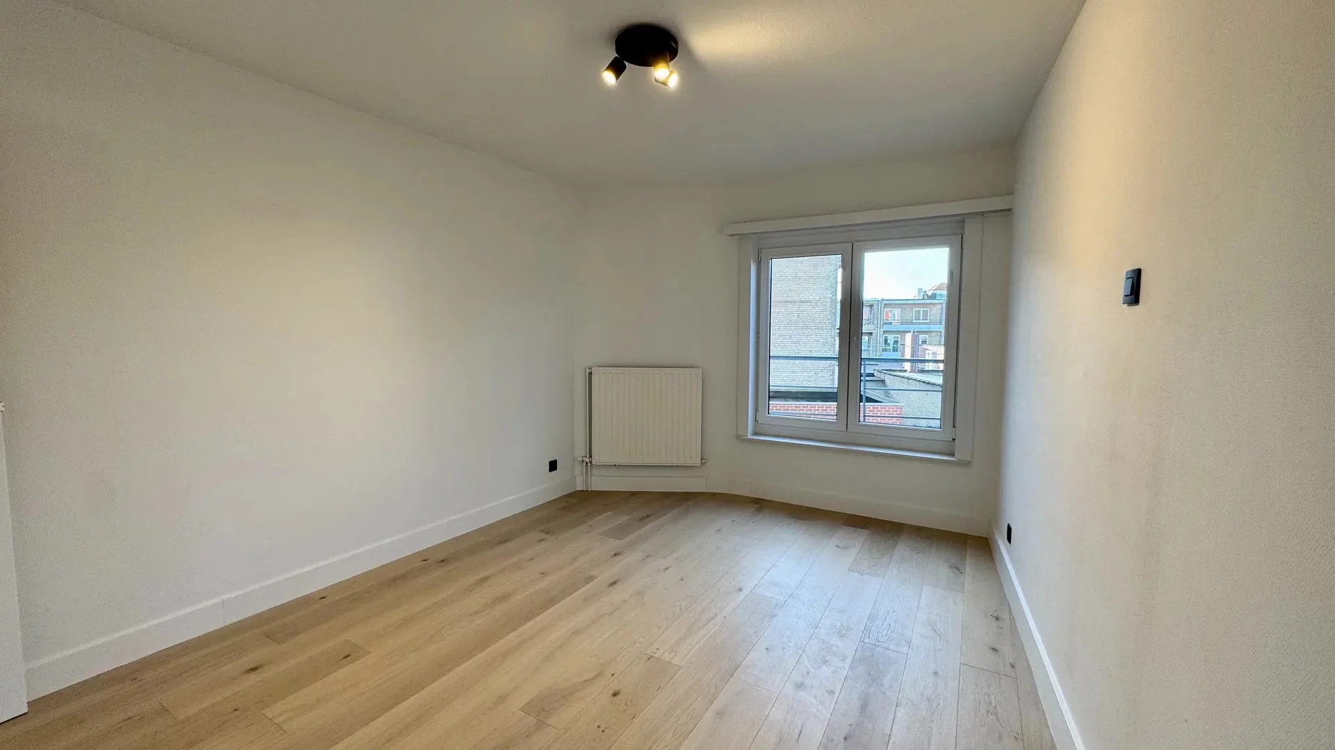 Aangenaam hoekappartement gelegen vlakbij het centrum van Knokke.