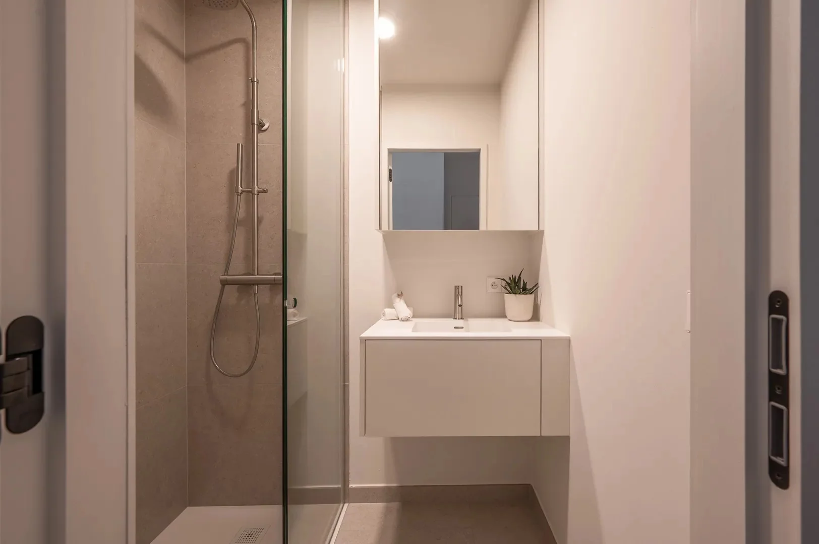 Nieuwbouw appartement op een centrale ligging te Knokke, vlakbij het Zegemeer en op wandelafstand v