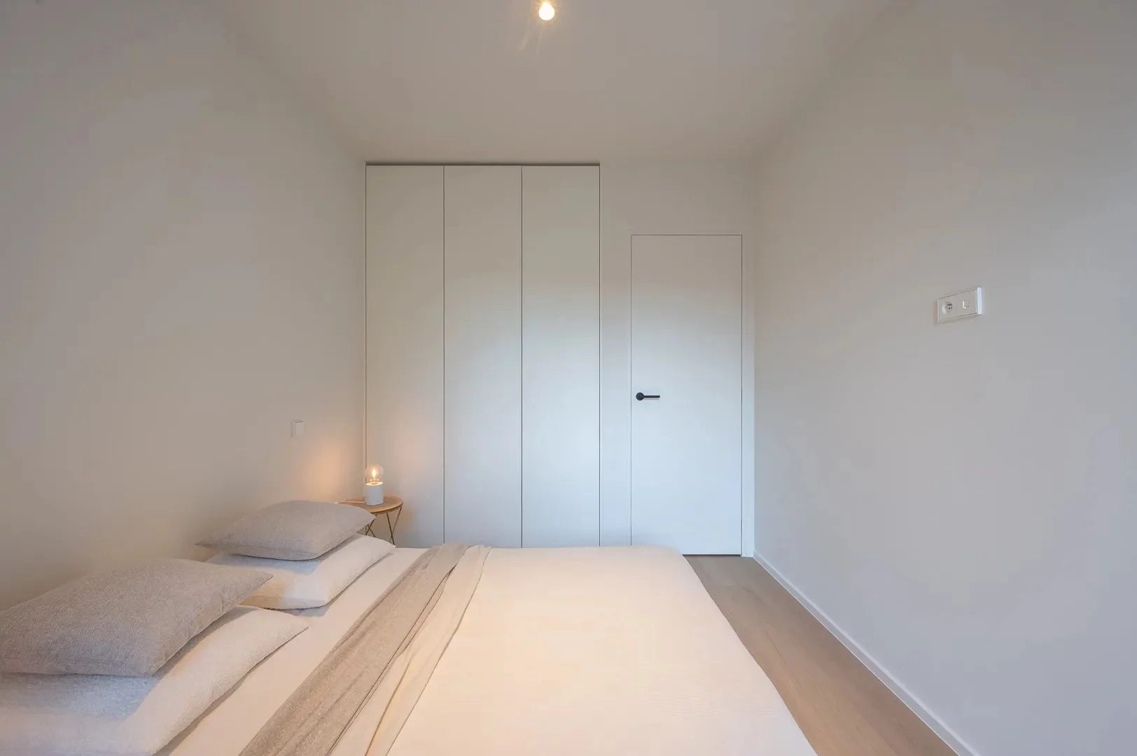Nieuwbouw appartement op een centrale ligging te Knokke, vlakbij het Zegemeer en op wandelafstand v