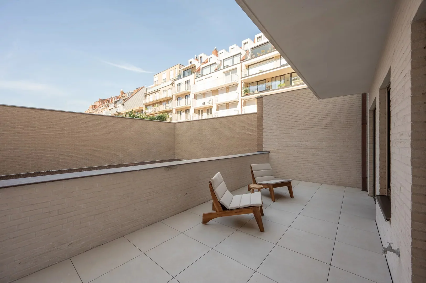 Nieuwbouw appartement op een centrale ligging te Knokke, vlakbij het Zegemeer en op wandelafstand v