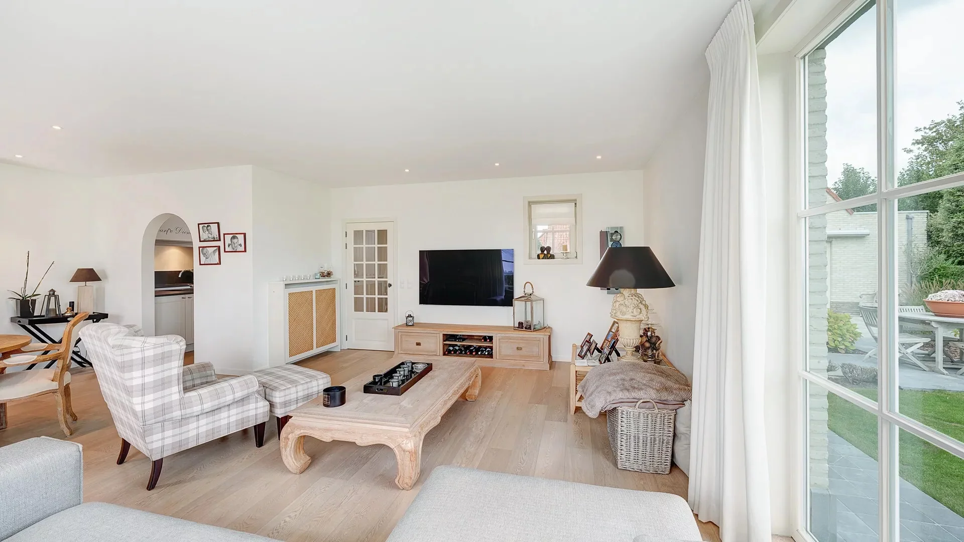 Mooie woning met zwembad rustig gelegen,Knokke nabij centrum.