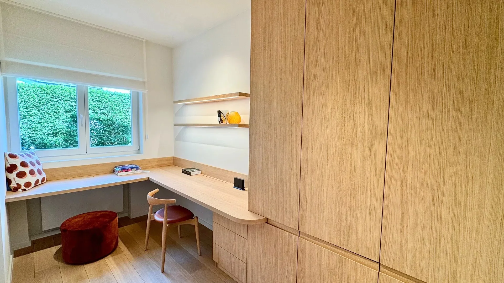 Subliem tuinappartement met zonneterras van 72m²  in een karaktervolle villaresidentie.