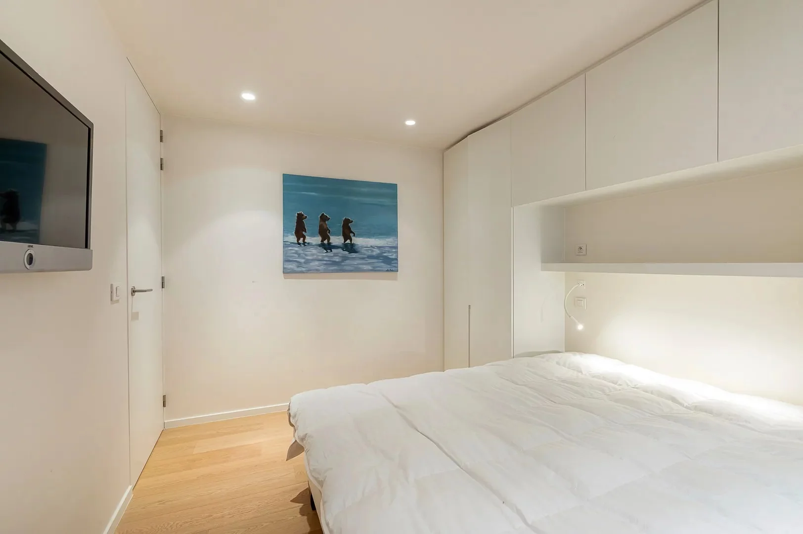 Mooi appartement op de Kustlaan met zuidgericht terras.