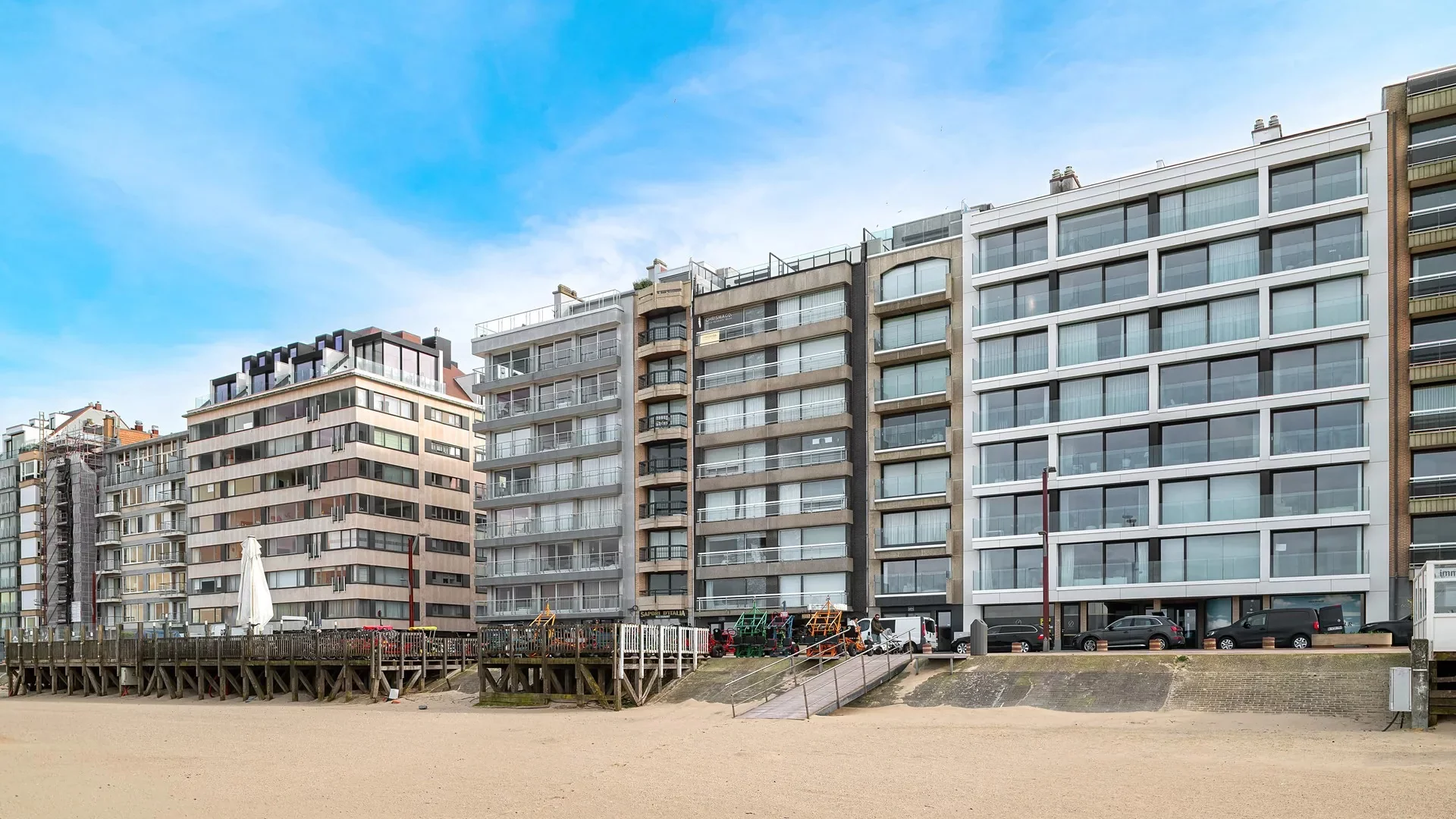Mooi appartement  met zeezicht gelegen nabij Albertplein.