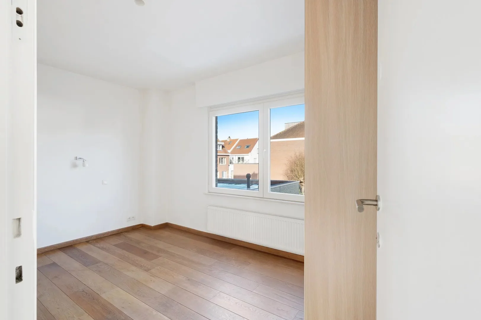 Charmante woning te koop centraal gelegen in Oud-Knokke vlakbij het centrum.