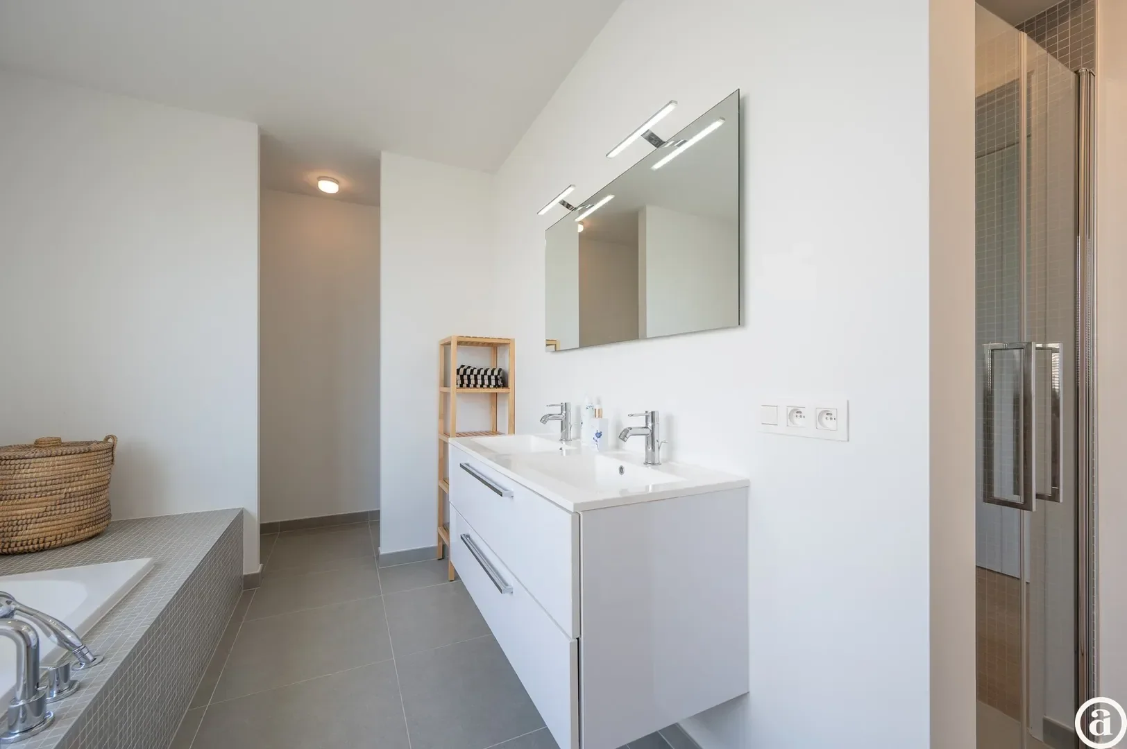 Prachtige, lichtrijke woning in hartje Zoute.