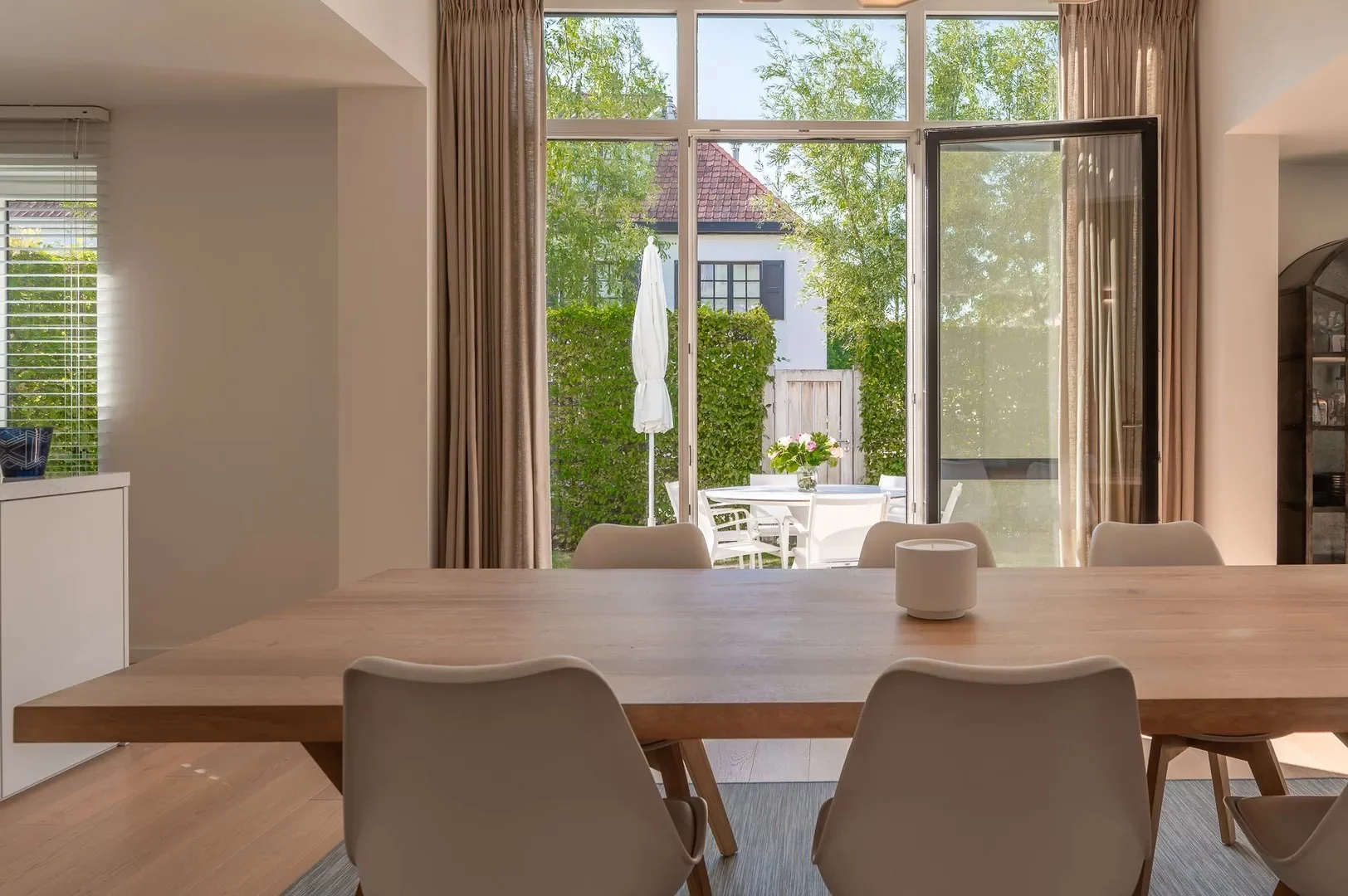 Prachtige, lichtrijke woning in hartje Zoute.
