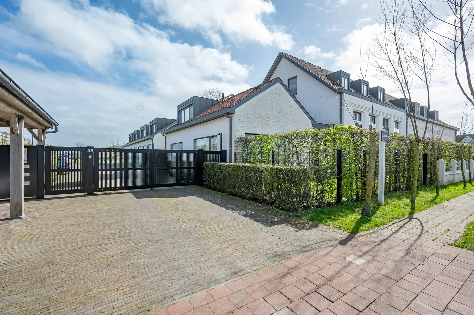 Prachtige, lichtrijke woning in hartje Zoute.
