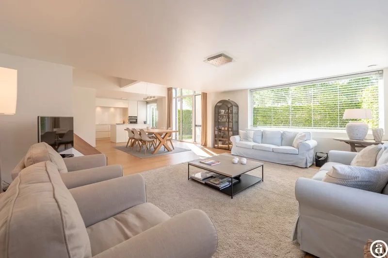 Prachtige, lichtrijke woning in hartje Zoute.