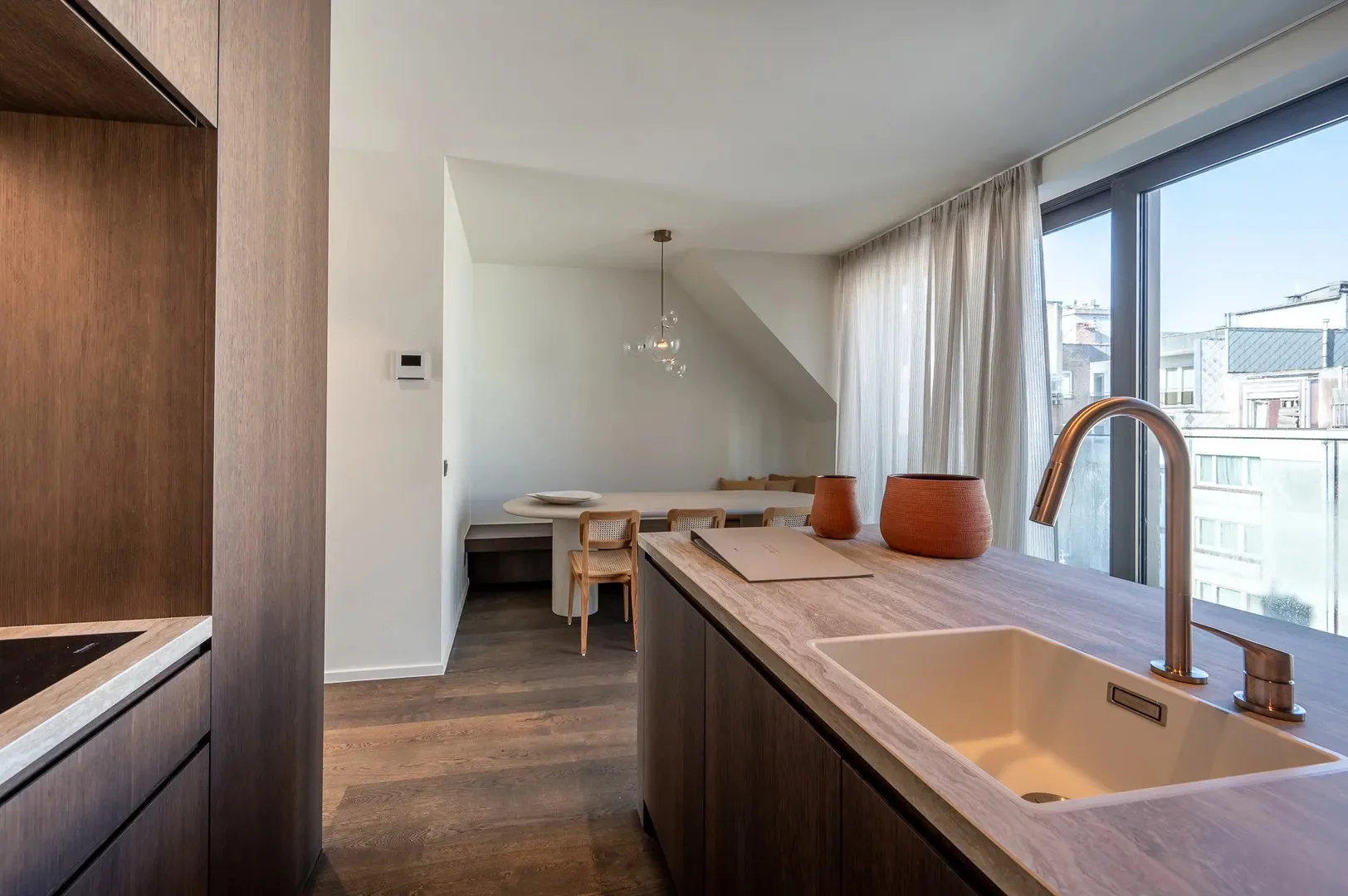 Nieuwbouwappartement gelegen in hartje het Zoute met een prachtig open zicht op de villa's.