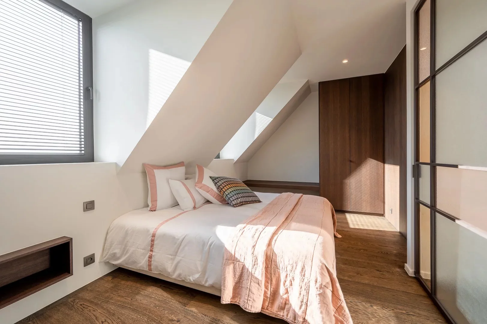 Nieuwbouwappartement gelegen in hartje het Zoute met een prachtig open zicht op de villa's.