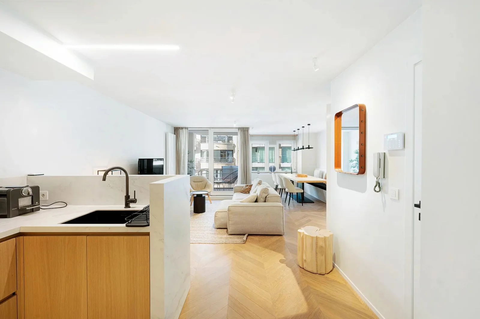 Instapklaar appartement 2 slpk gelegen nabij centrum Knokke.