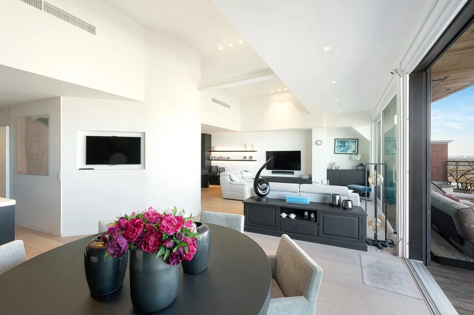 Penthouse (met 12m gevel) met zeezicht op het Albertplein.