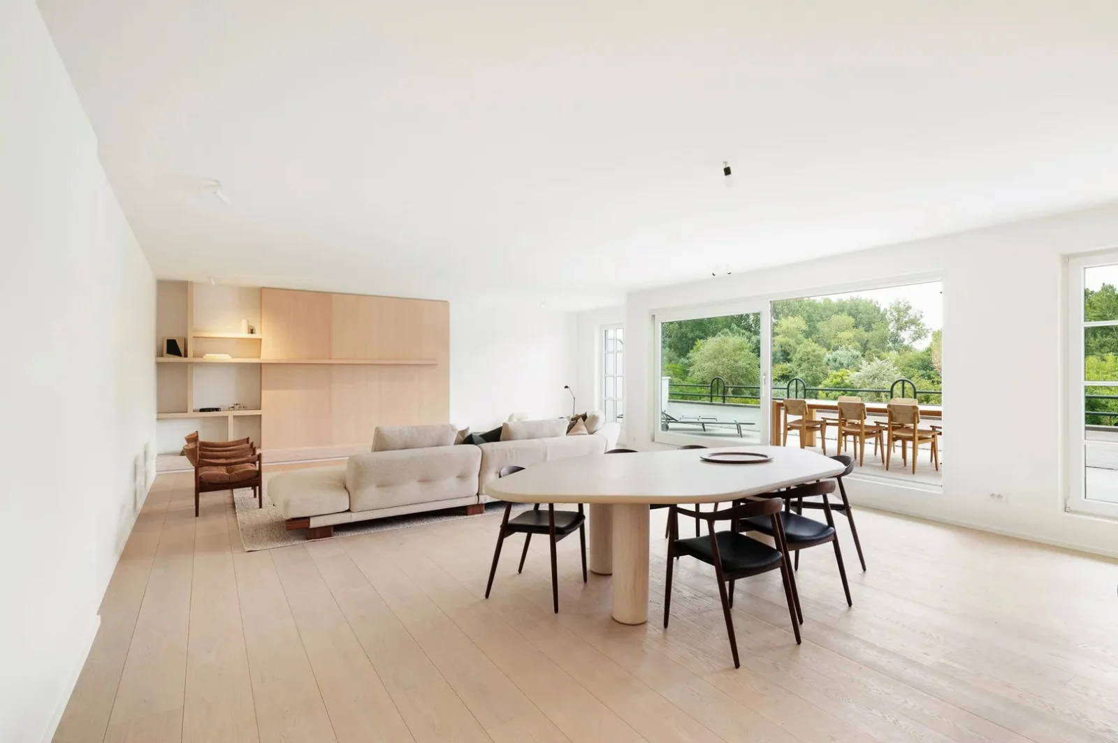 Prachtig gerenoveerd appartement te Zoute Gardens.
