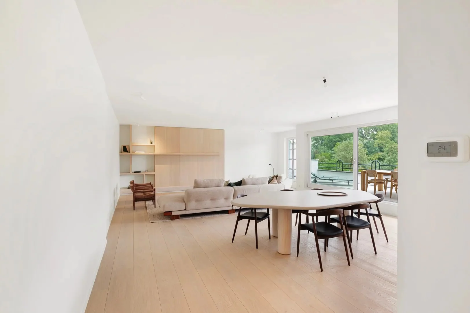 Prachtig gerenoveerd appartement te Zoute Gardens.