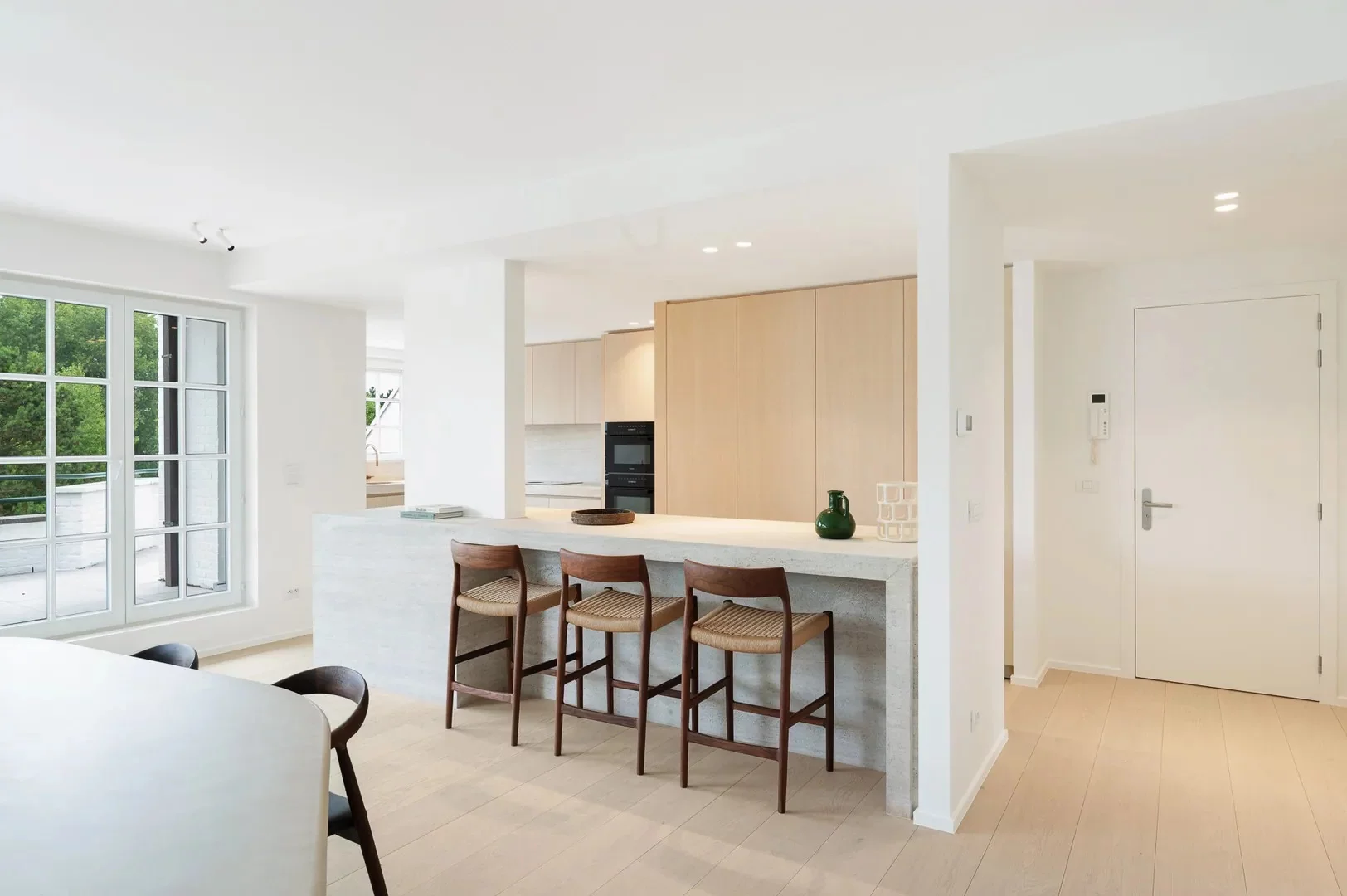 Prachtig gerenoveerd appartement te Zoute Gardens.