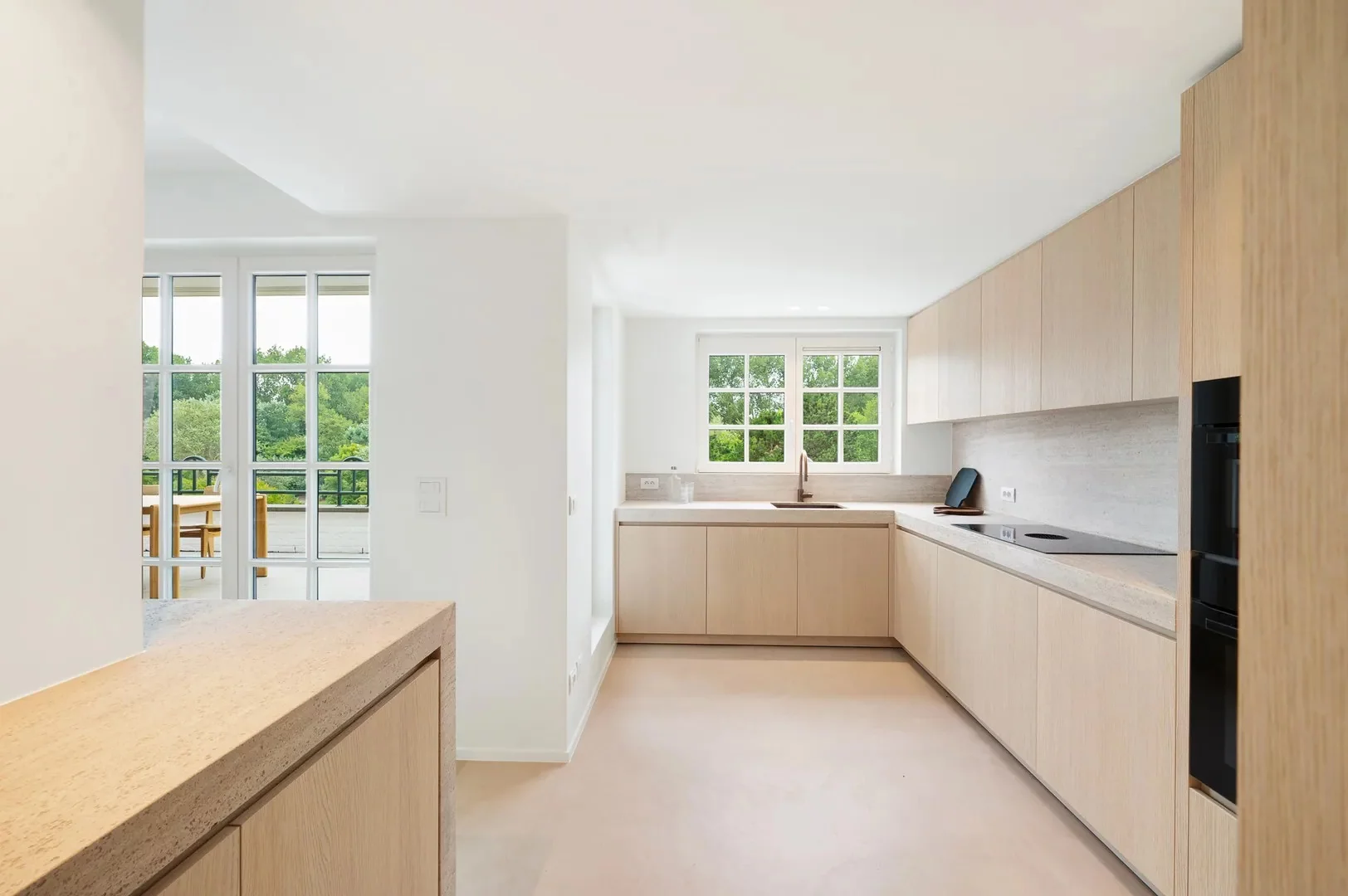 Prachtig gerenoveerd appartement te Zoute Gardens.