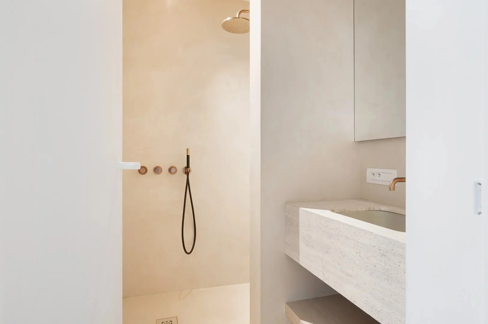 Prachtig gerenoveerd appartement te Zoute Gardens.