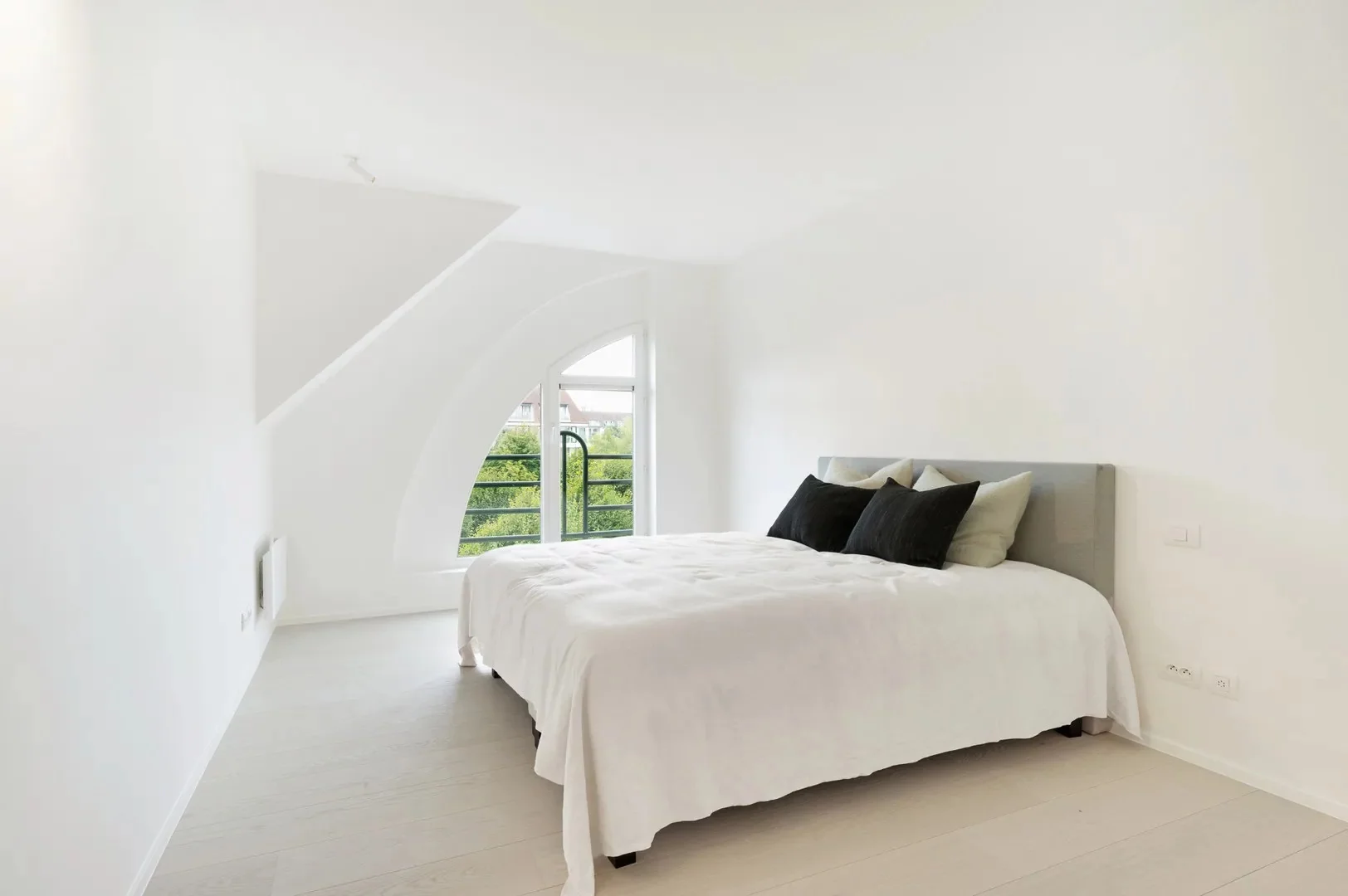 Prachtig gerenoveerd appartement te Zoute Gardens.