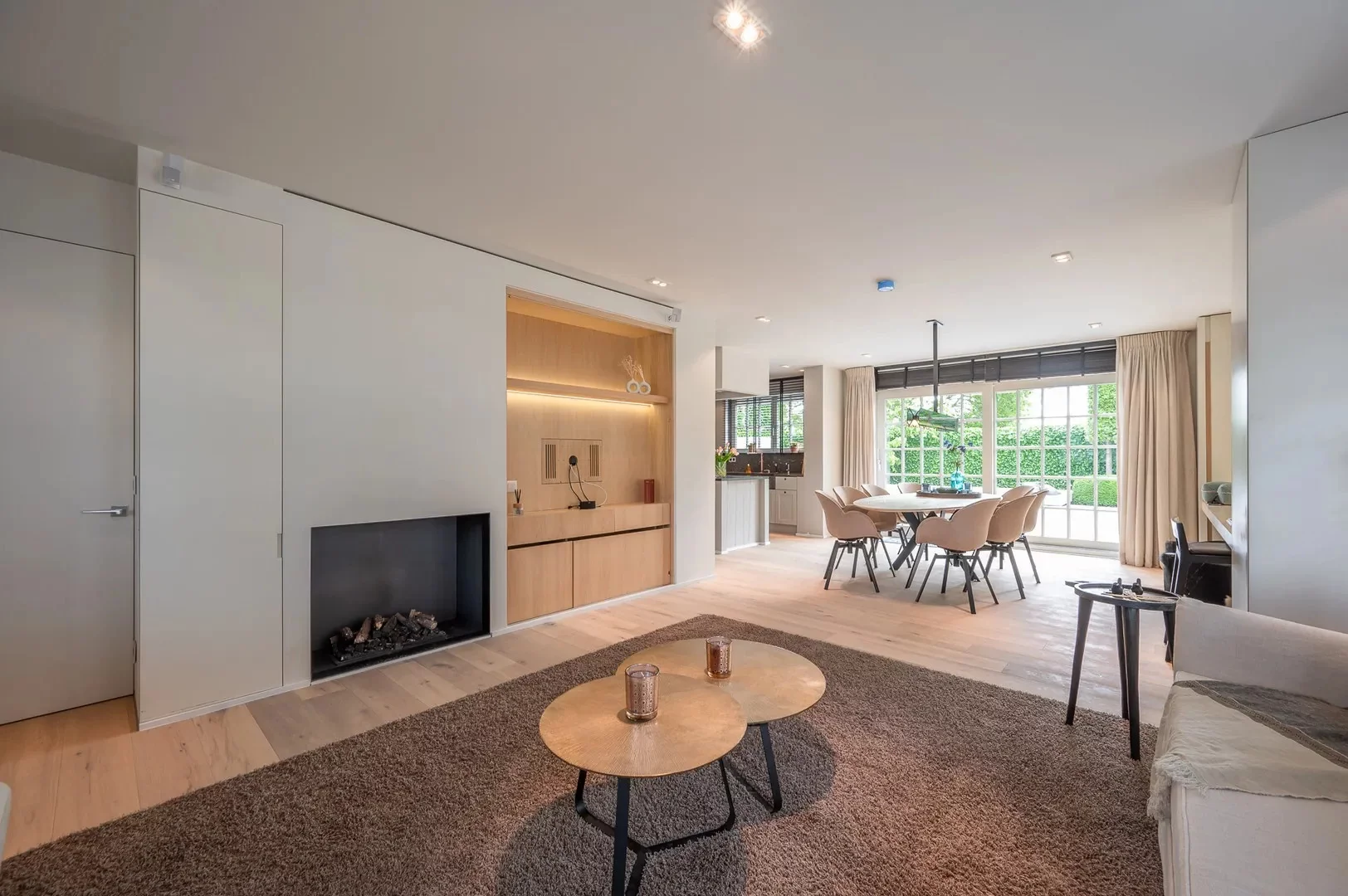 Hedendaagse alleenstaande villa in rustige omgeving te Knokke