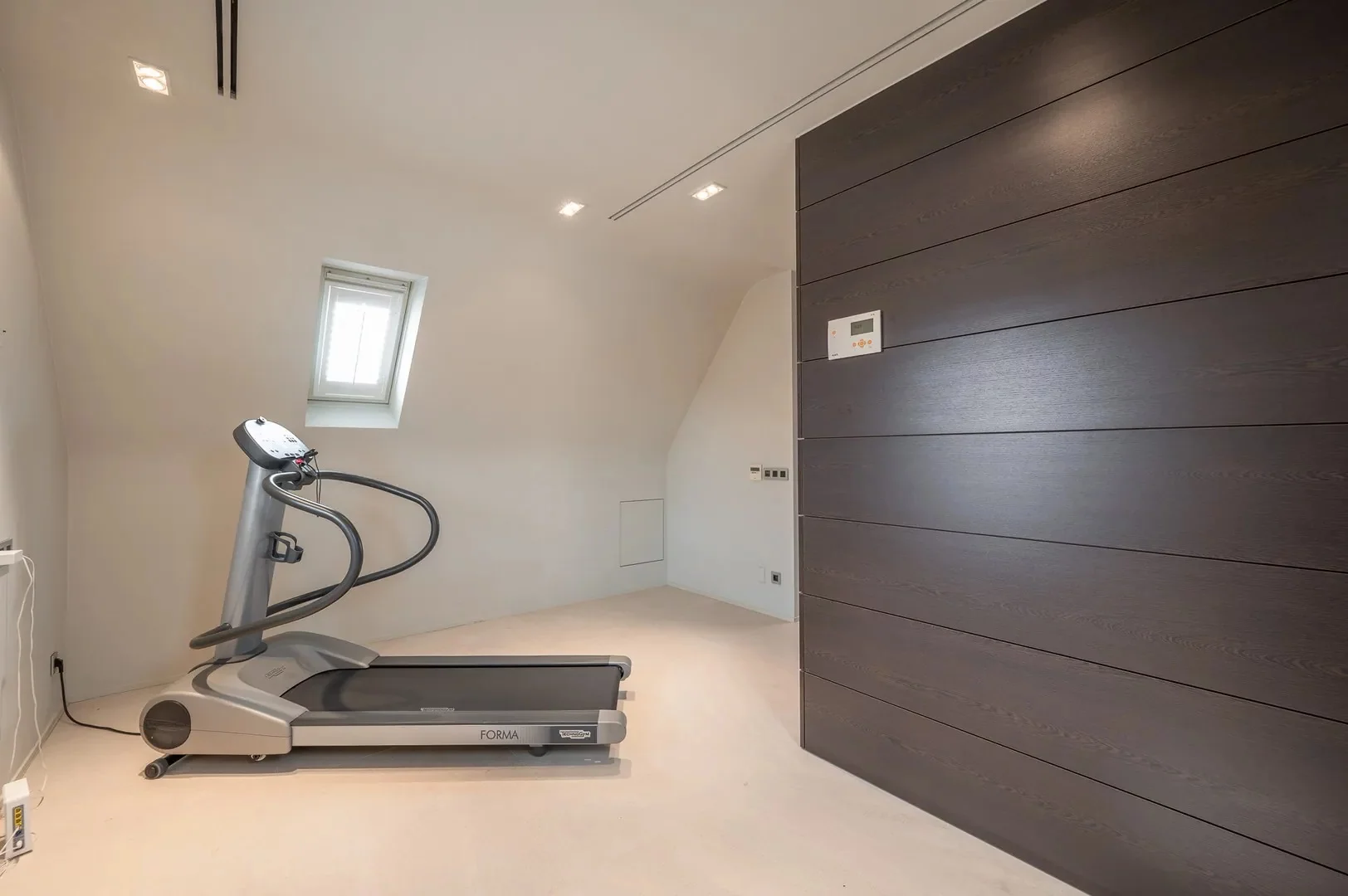 Hedendaagse alleenstaande villa in rustige omgeving te Knokke