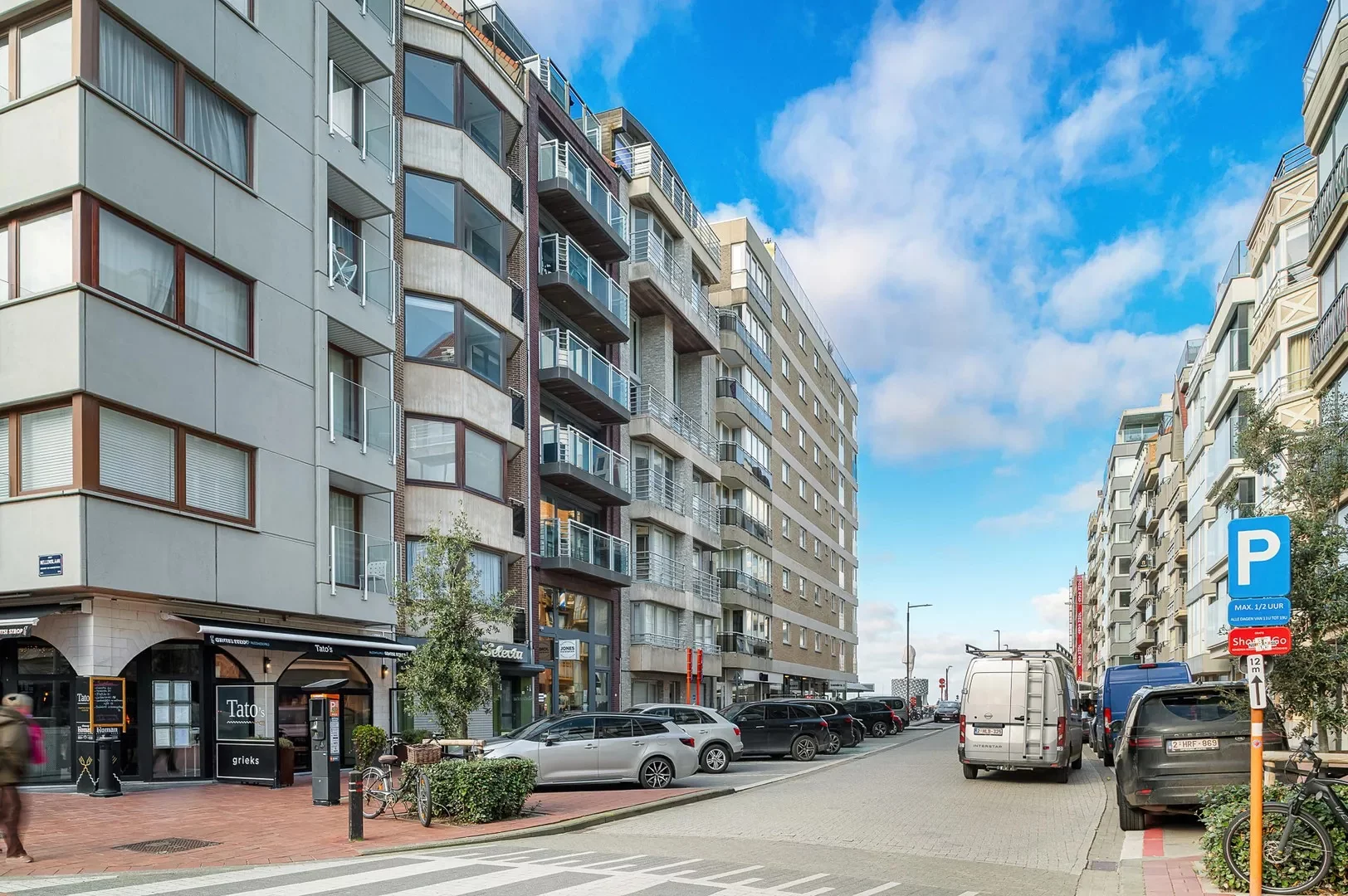 Instapklaar tweeslaapkamer-appartement nabij de zee (Rubens).