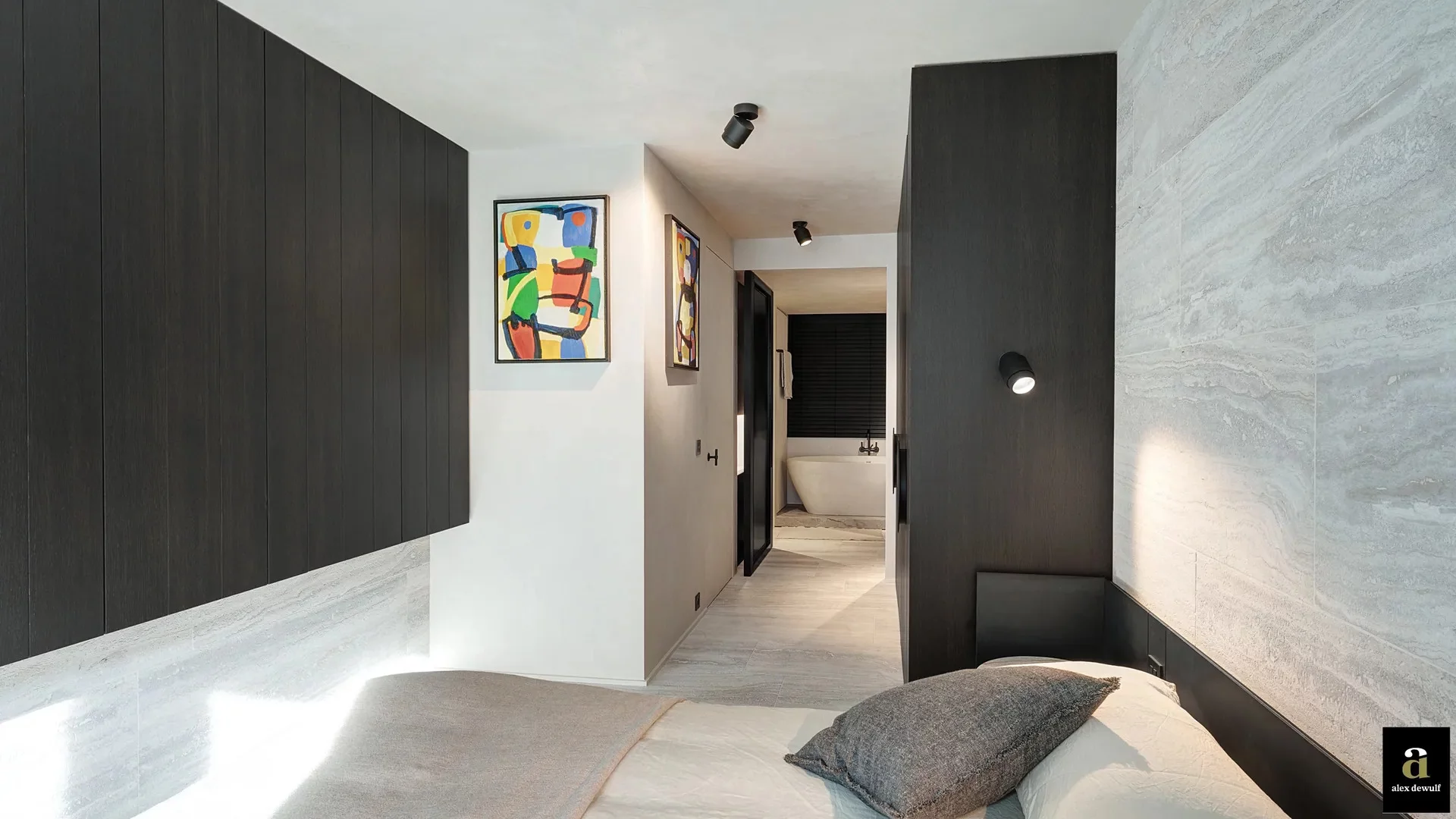 Exclusief appartement (243 m²) met 12,5 m gevelbreedte en zeezicht.