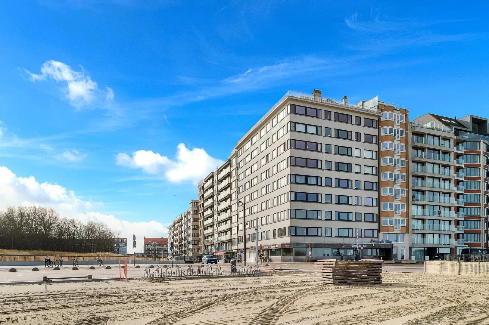 2-slaapkamerappartement met zeezicht,  aan de dijk in Heist