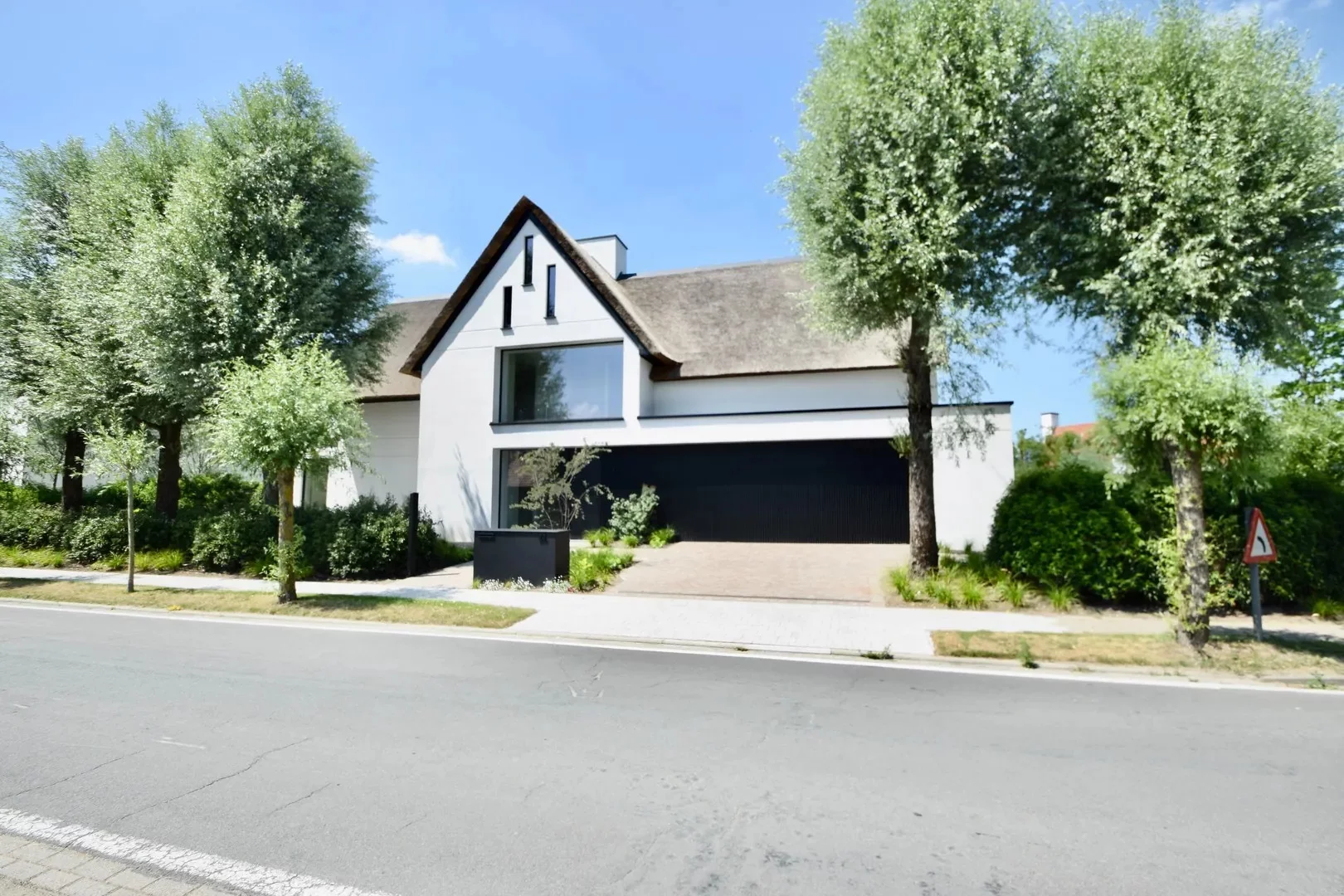 Luxueuze nieuwbouwvilla gelegen aan de rand van het Zoute.
