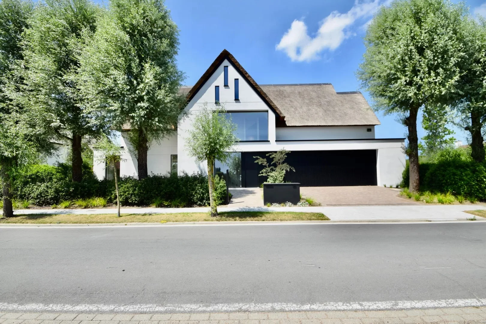 Luxueuze nieuwbouwvilla gelegen aan de rand van het Zoute.