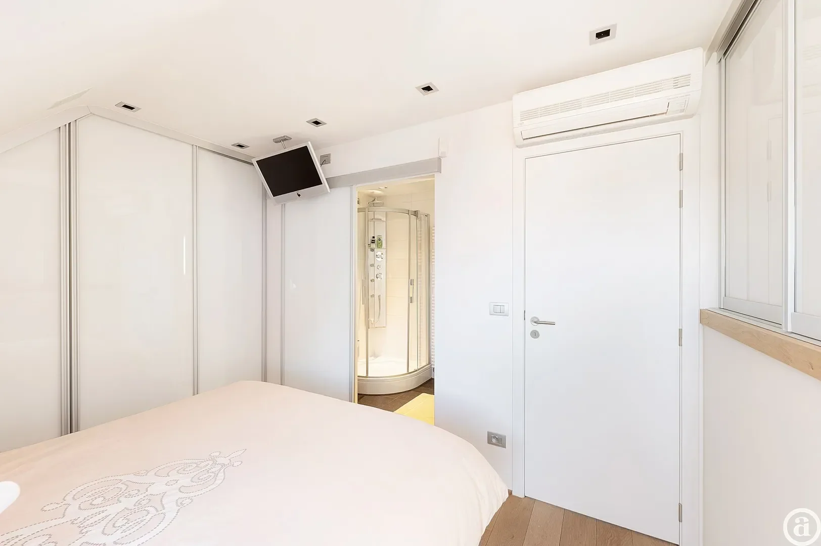 Moderne duplex met ruime terrassen nabij strand