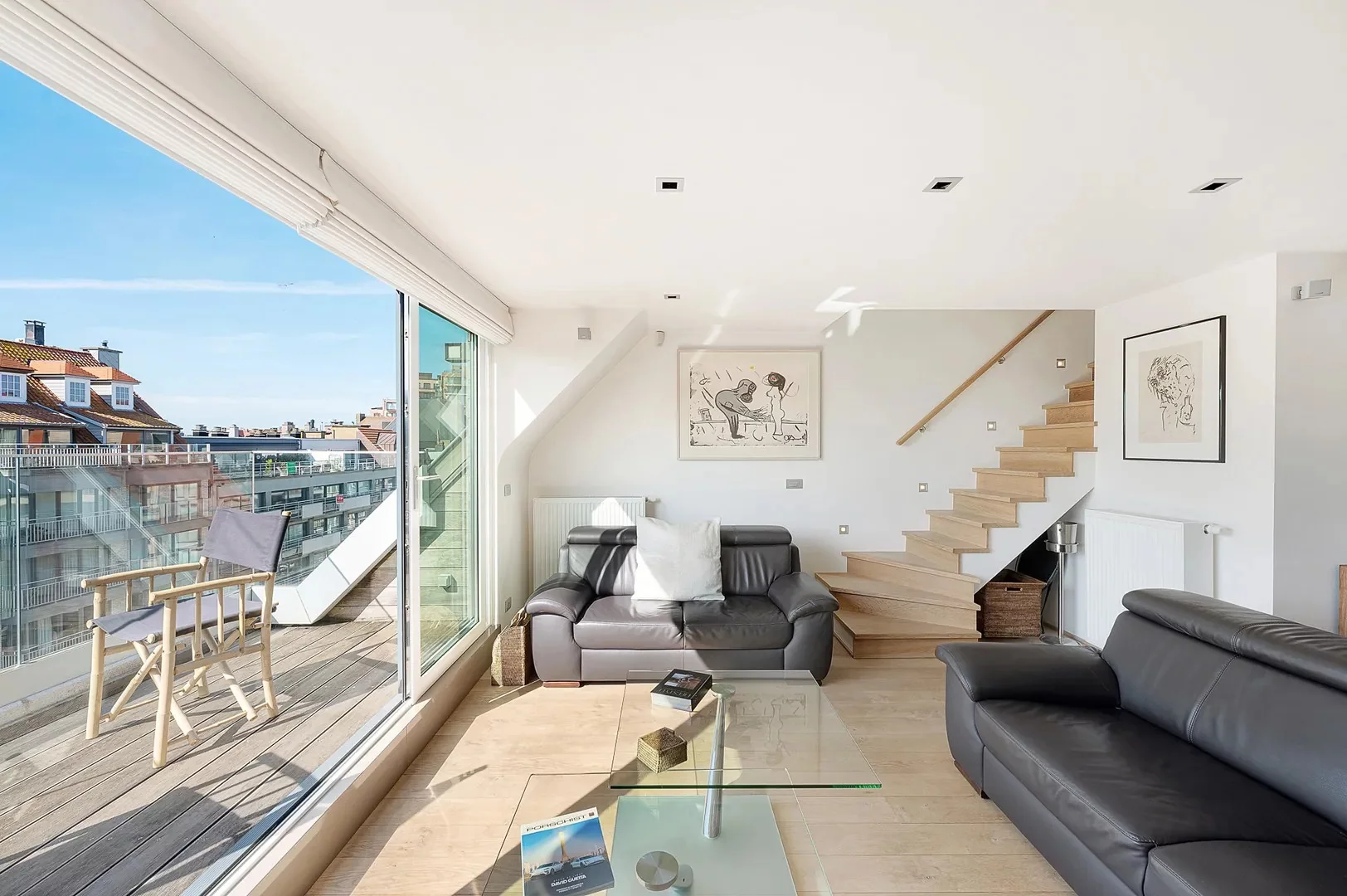 Moderne duplex met ruime terrassen nabij strand