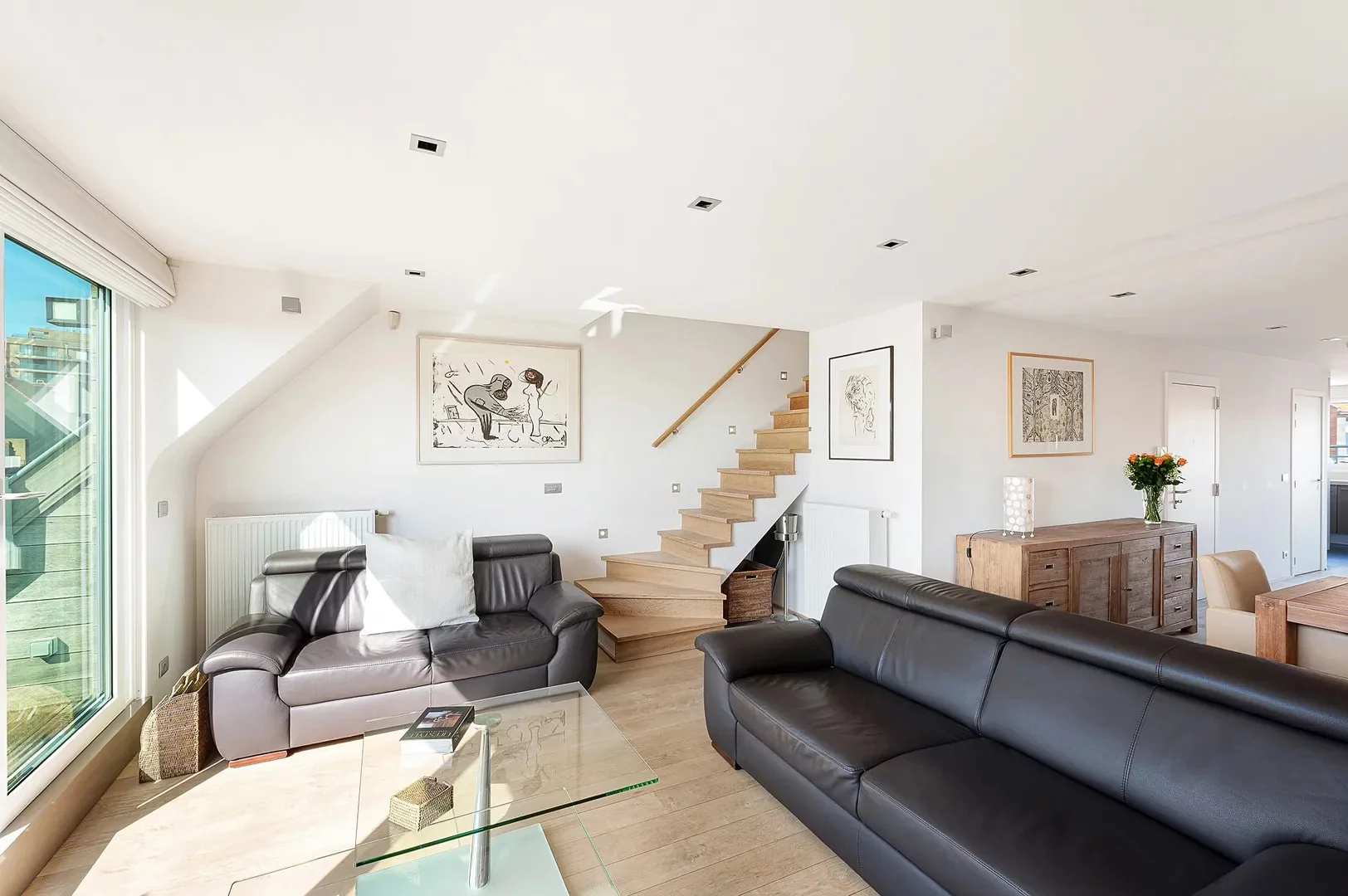 Moderne duplex met ruime terrassen nabij strand