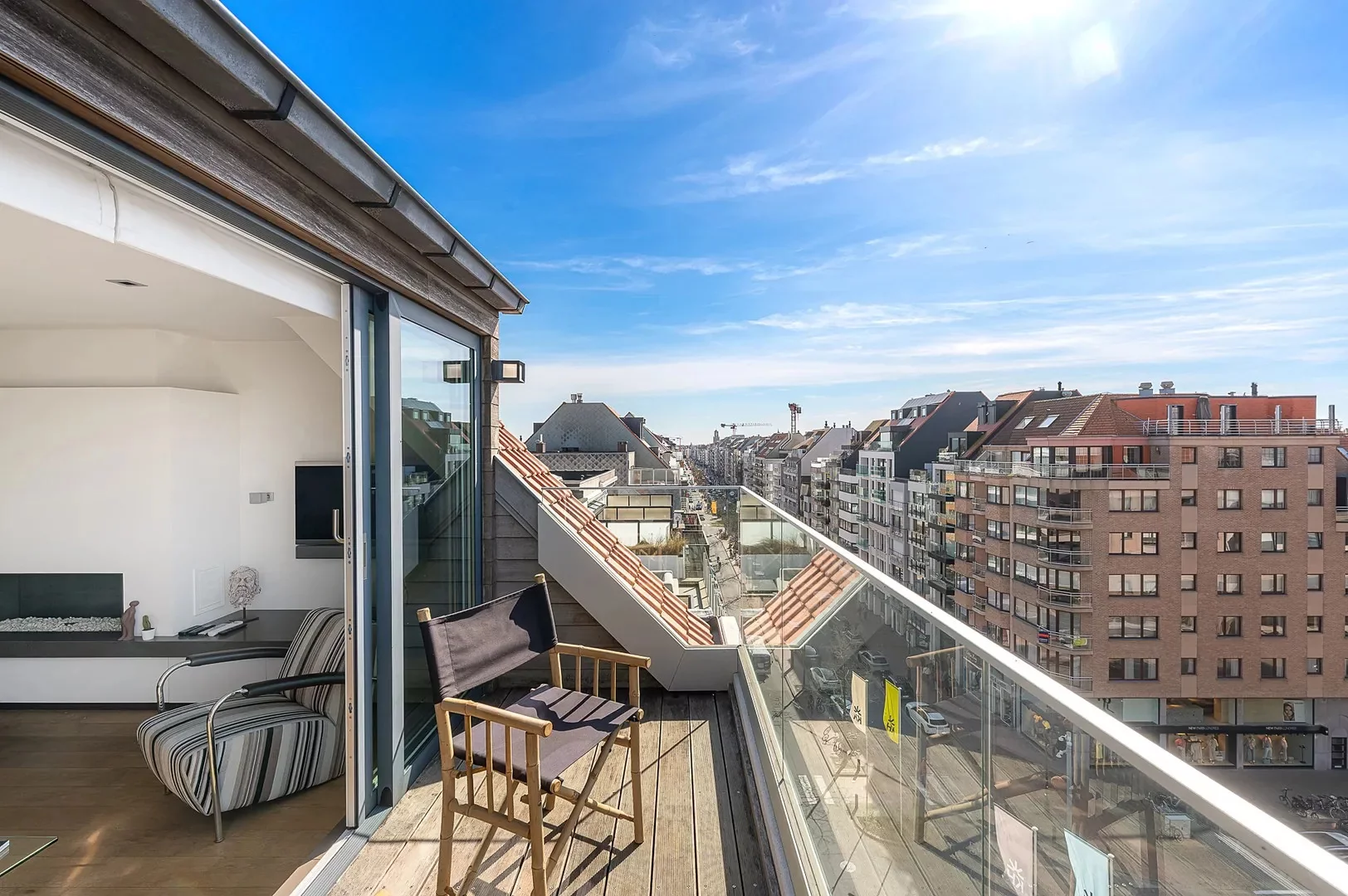 Moderne duplex met ruime terrassen nabij strand