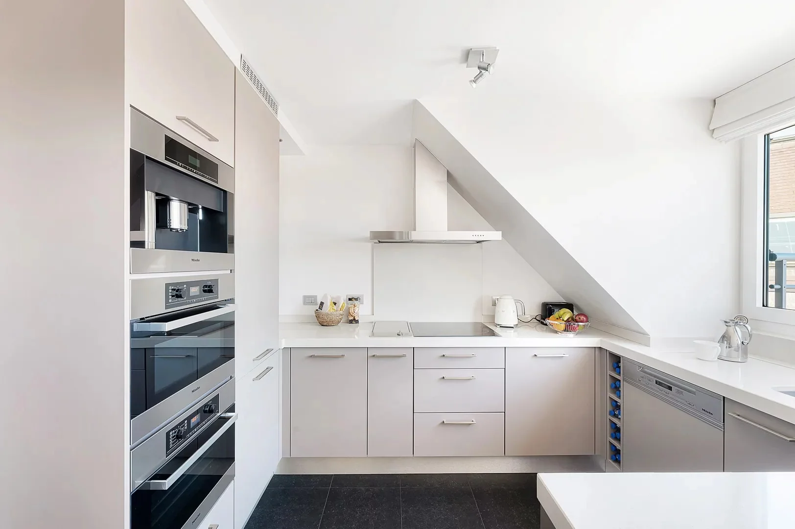 Moderne duplex met ruime terrassen nabij strand