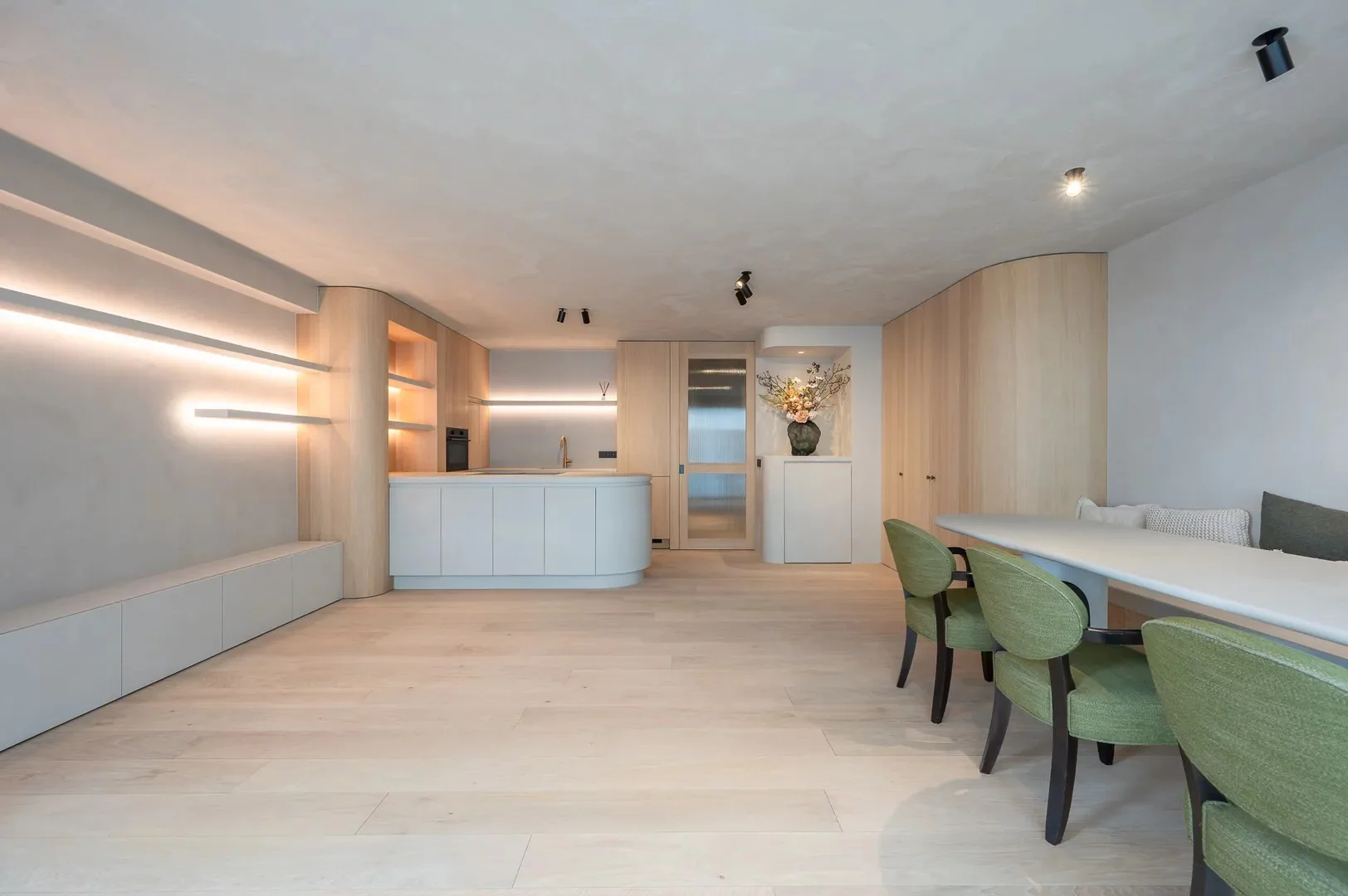 Mooi appartement met 3 slaapkamers, nabij de Zeedijk (Zoute)