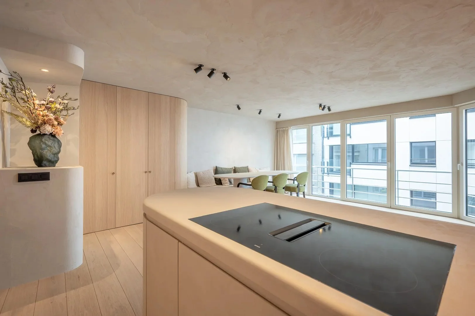 Mooi appartement met 3 slaapkamers, nabij de Zeedijk (Zoute)